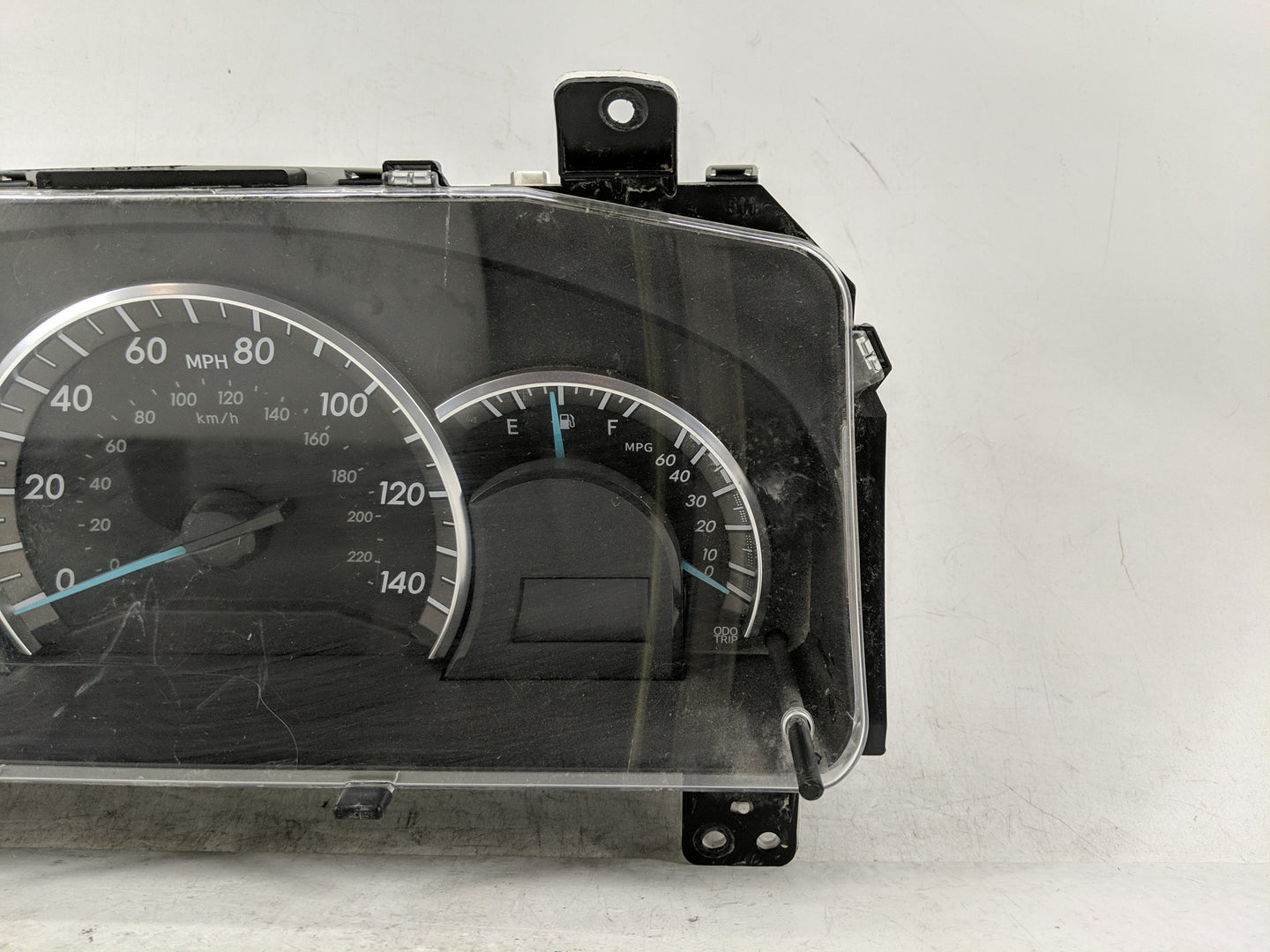 2013-2014 Toyota Camry Instrument Cluster Speedometer Gauges P/N:83800-0X640-00 Fits Fits 2013 2014 OEM Used Auto Parts - Oe