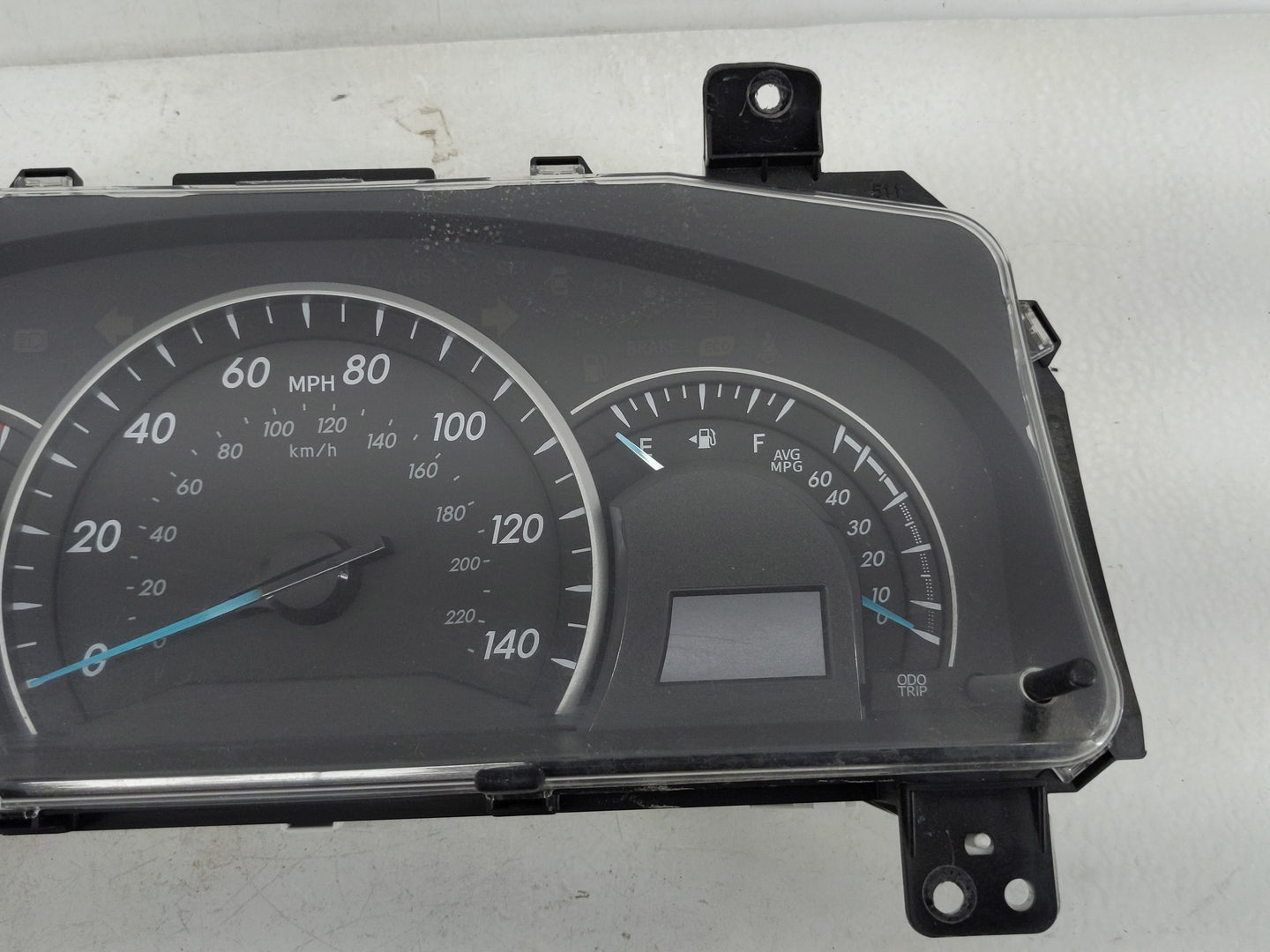 2013-2014 Toyota Camry Instrument Cluster Speedometer Gauges P/N:83800-0X620-00 Fits Fits 2013 2014 OEM Used Auto Parts - Oe