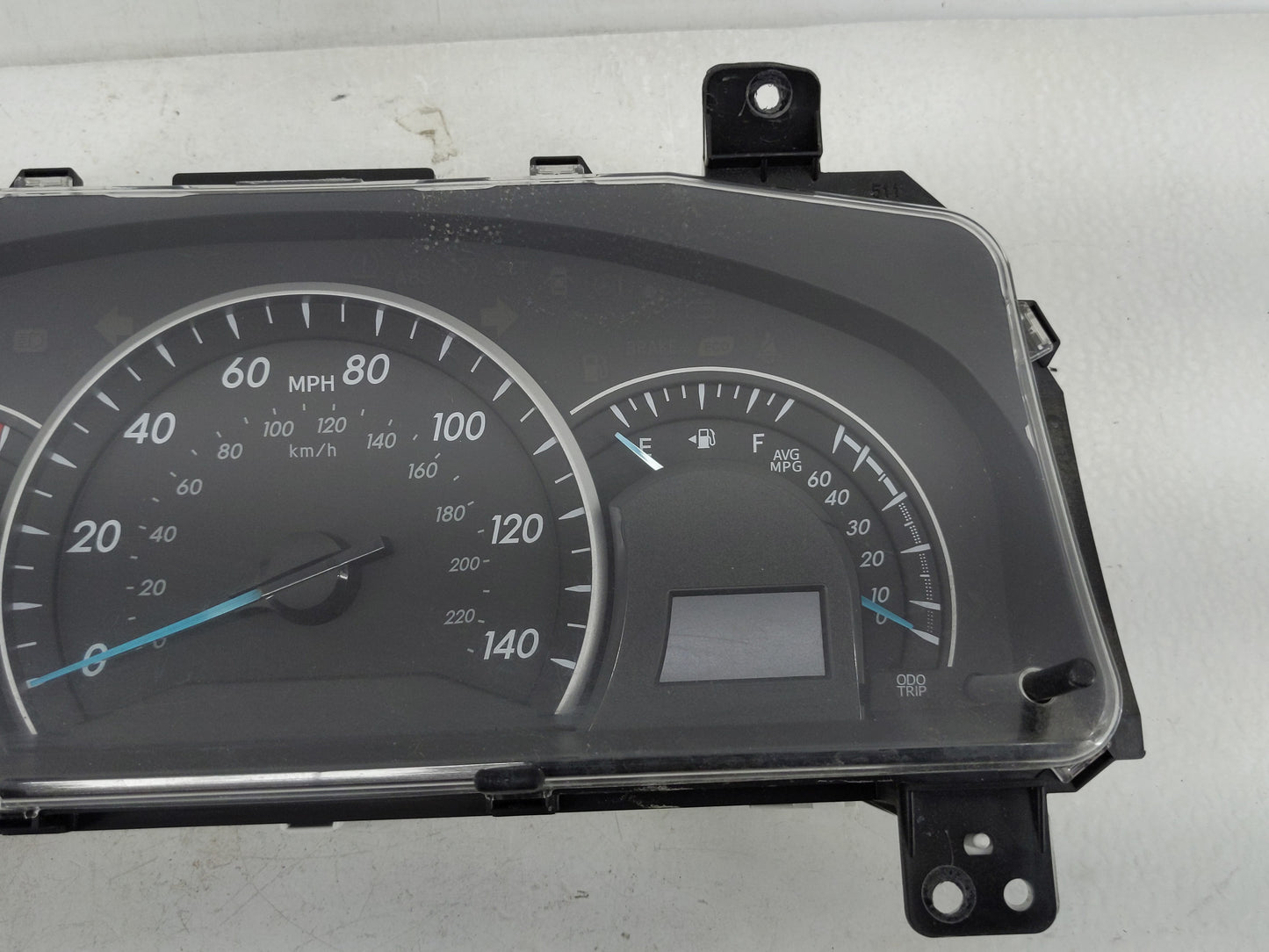 2013-2014 Toyota Camry Instrument Cluster Speedometer Gauges P/N:83800-0X620-00 Fits Fits 2013 2014 OEM Used Auto Parts - Oe