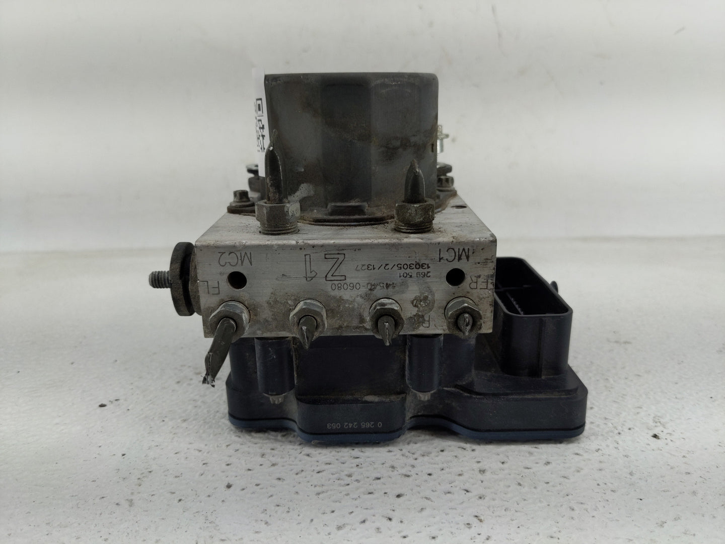 2013-2014 Toyota Camry ABS Pump Control Module Replacement P/N:44540-06080 Fits Fits 2013 2014 OEM Used Auto Parts - Oemused