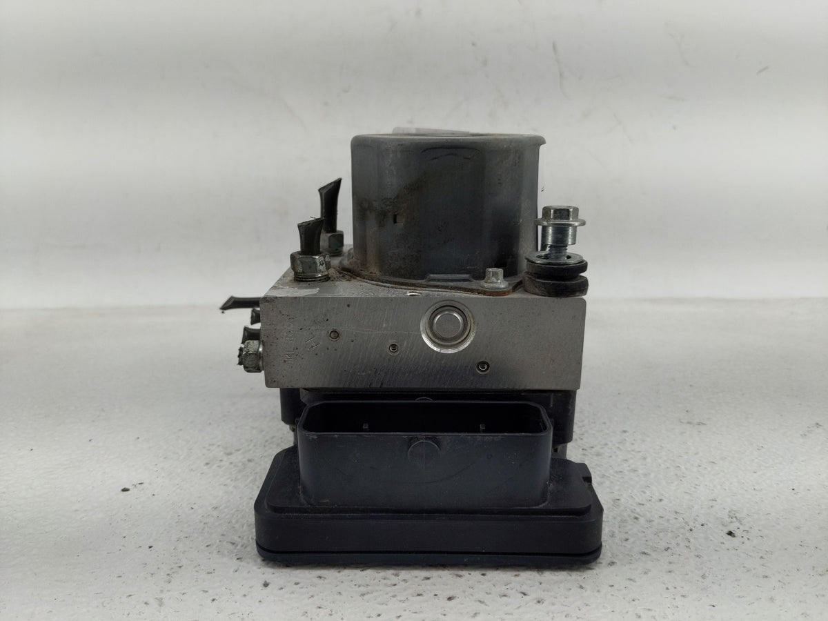 2013-2014 Toyota Camry Anti-Lock Brake ABS Pump Module Actuator OEM P/N:44540-06080 Fits Fits 2013 2014 OEM Used Auto Parts 