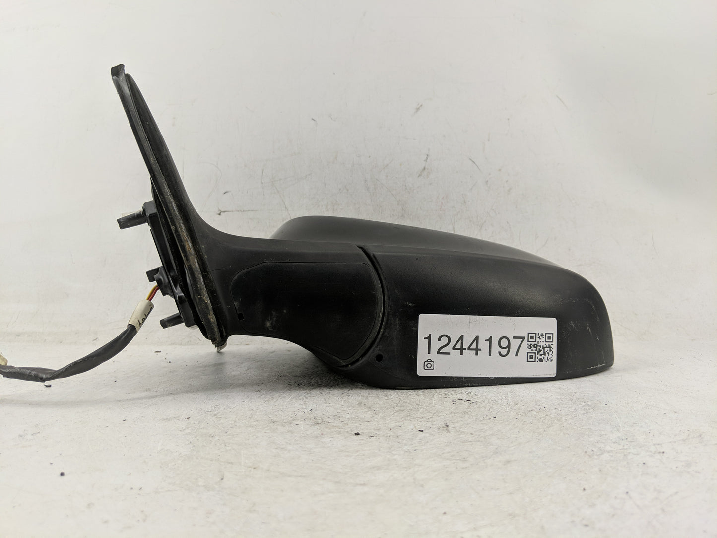 2013 Toyota Camry Side Mirror Replacement Driver Left View Door Mirror Fits OEM Used Auto Parts - Oemusedautoparts1.com