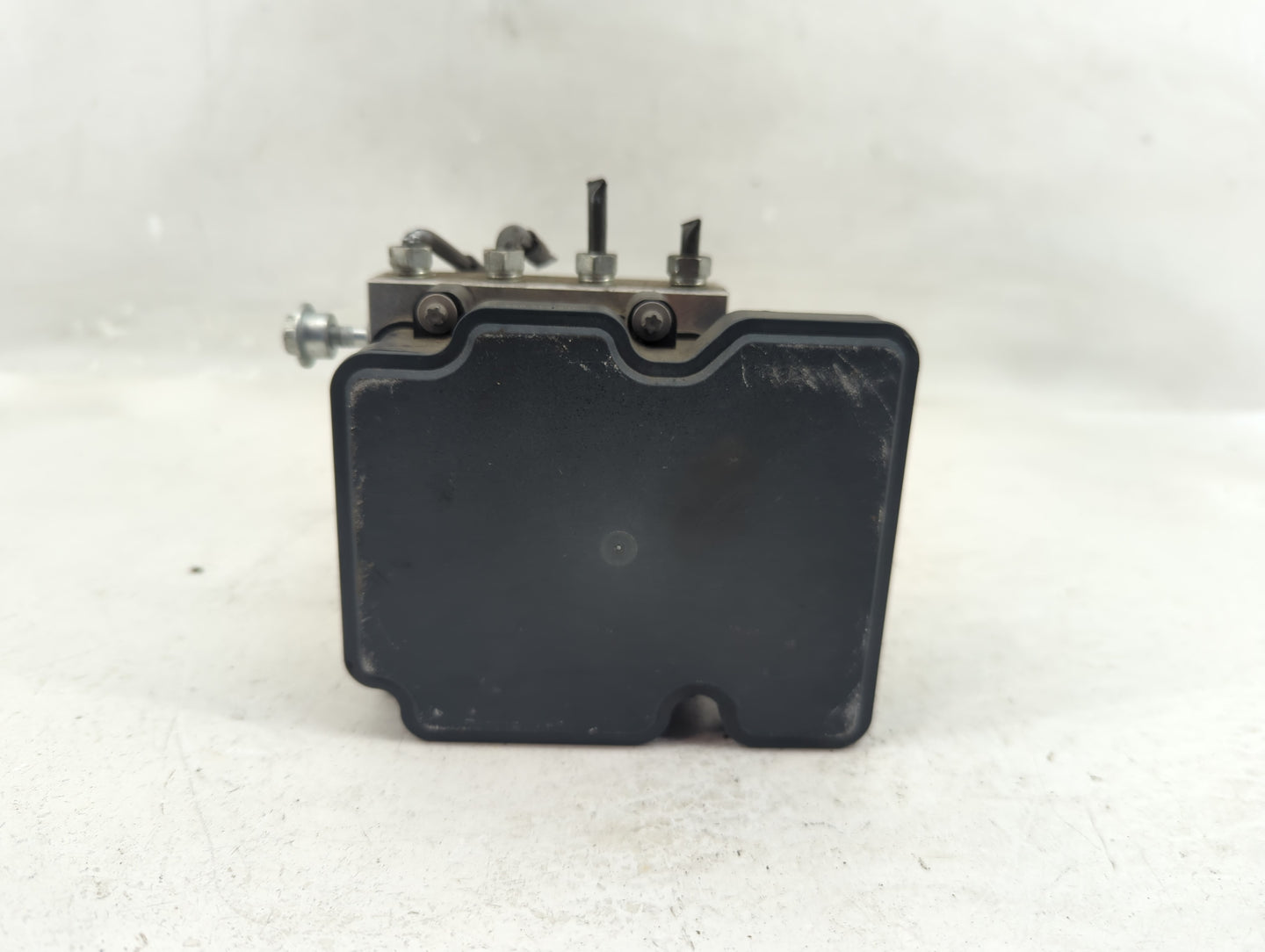 2013-2014 Toyota Camry ABS Pump Control Module Replacement P/N:44540-06080 Fits Fits 2013 2014 OEM Used Auto Parts - Oemused