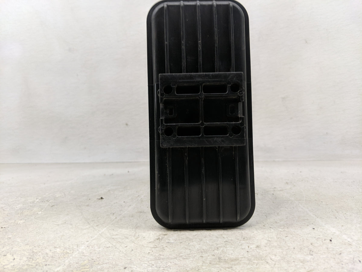 2013 Toyota Camry Fuel Vapor Charcoal Canister 1356696 - Oemusedautoparts1.com