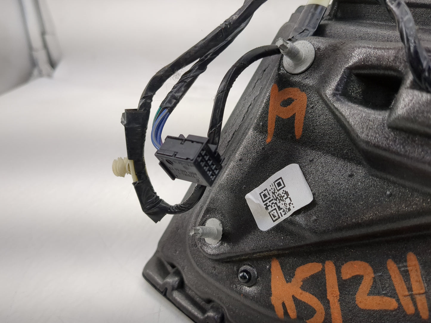 2013 Toyota Camry Driver Side View Mirror - Left Door Mirror OEM Used - Oemusedautoparts1.com