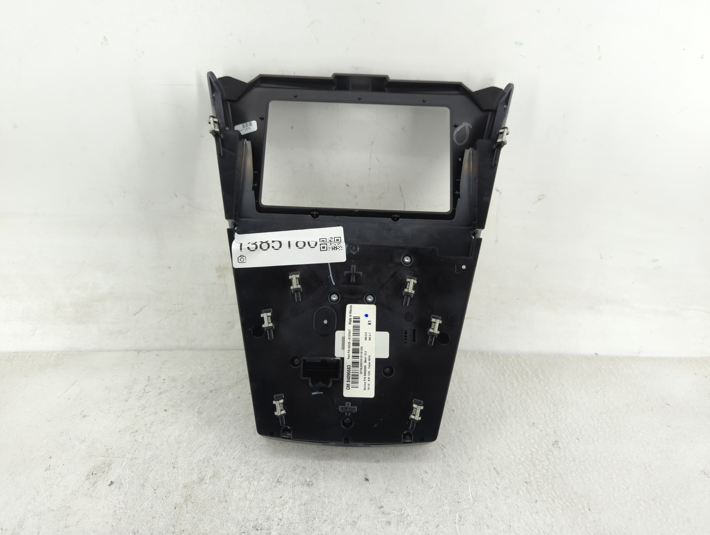 2013-2014 Toyota Camry Radio Control Panel - Oemusedautoparts1.com