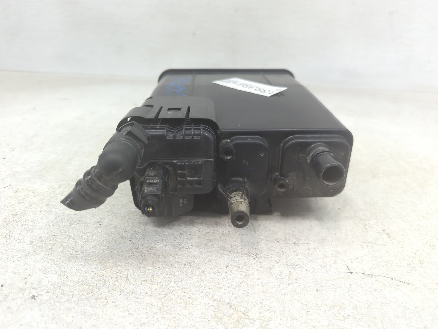 2013 Toyota Camry Fuel Vapor Charcoal Canister - Oemusedautoparts1.com