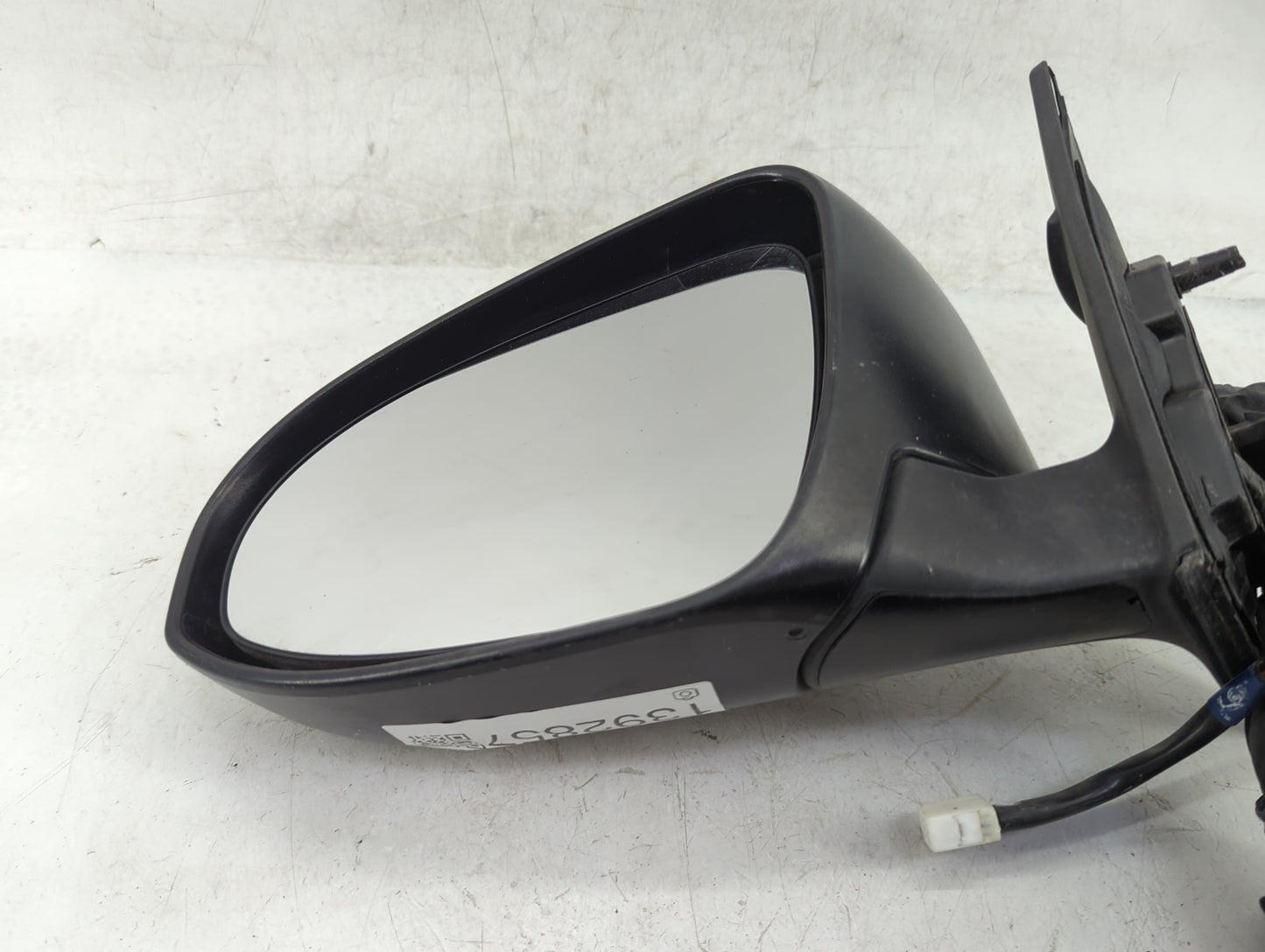 2012-2014 Toyota Camry Driver Side View Mirror - Left Door Mirror OEM Used - Oemusedautoparts1.com