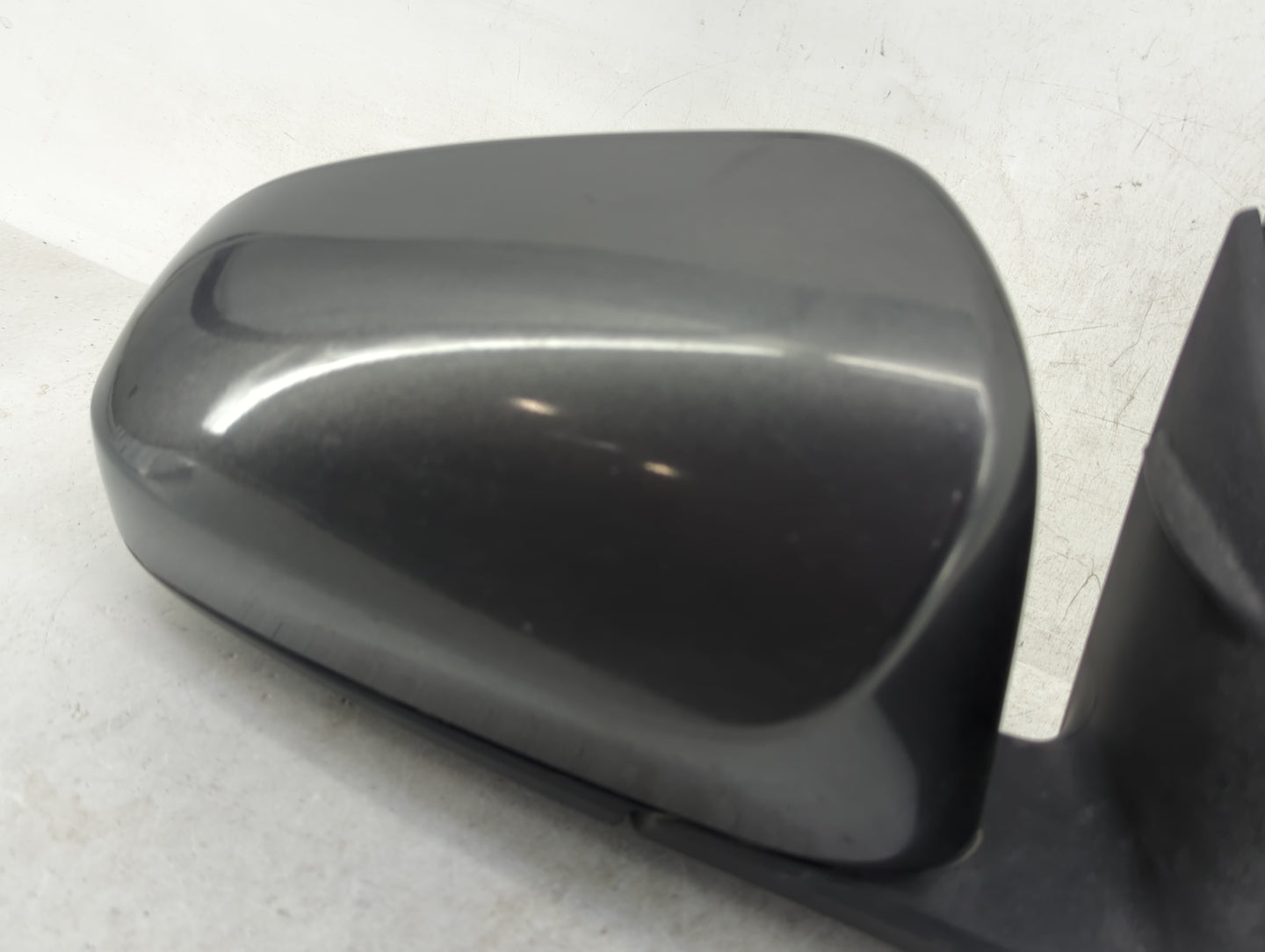 2012-2014 Toyota Camry Passenger Side View Mirror - Right Door Mirror OEM Used - Oemusedautoparts1.com