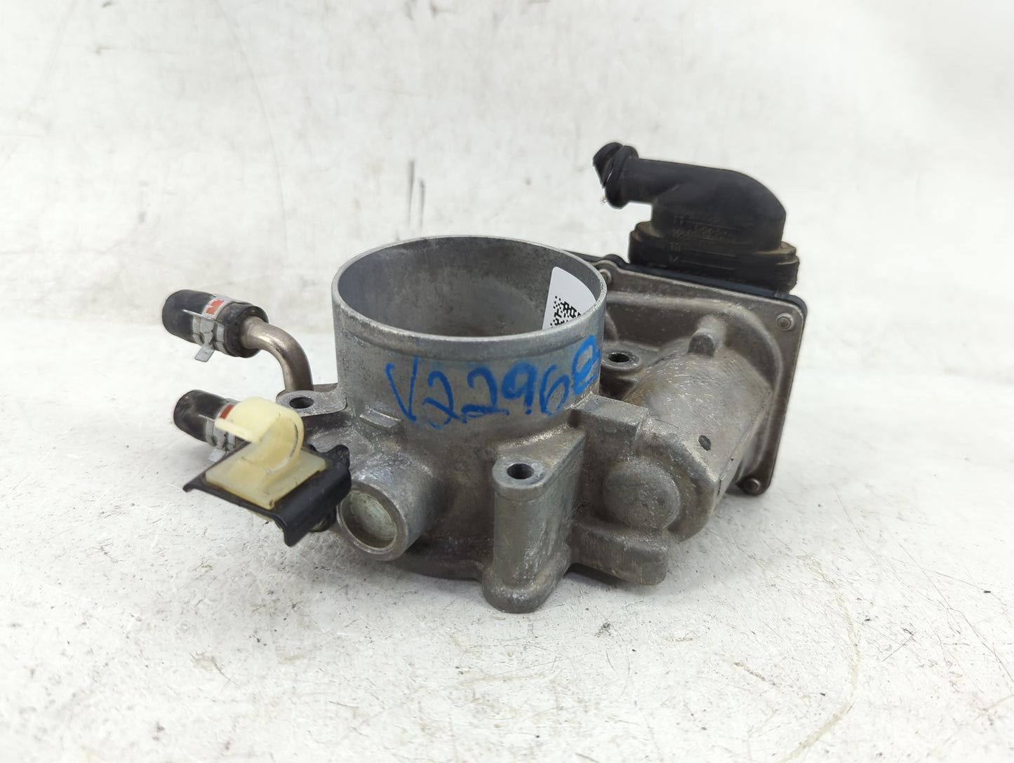 2010-2017 Toyota Camry Throttle Body P/N:22030-0V010 Fits Fits 2009 2010 2011 2012 2013 2014 2015 2016 2017 2018 2019 OEM Us