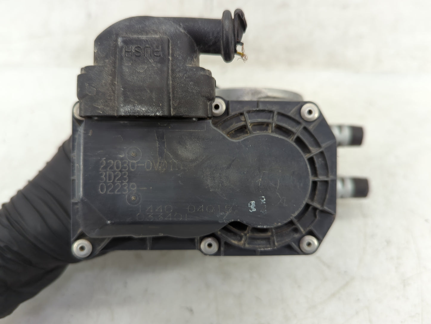 2010-2017 Toyota Camry Throttle Body P/N:22030-0V010 Fits Fits 2009 2010 2011 2012 2013 2014 2015 2016 2017 2018 2019 OEM Us