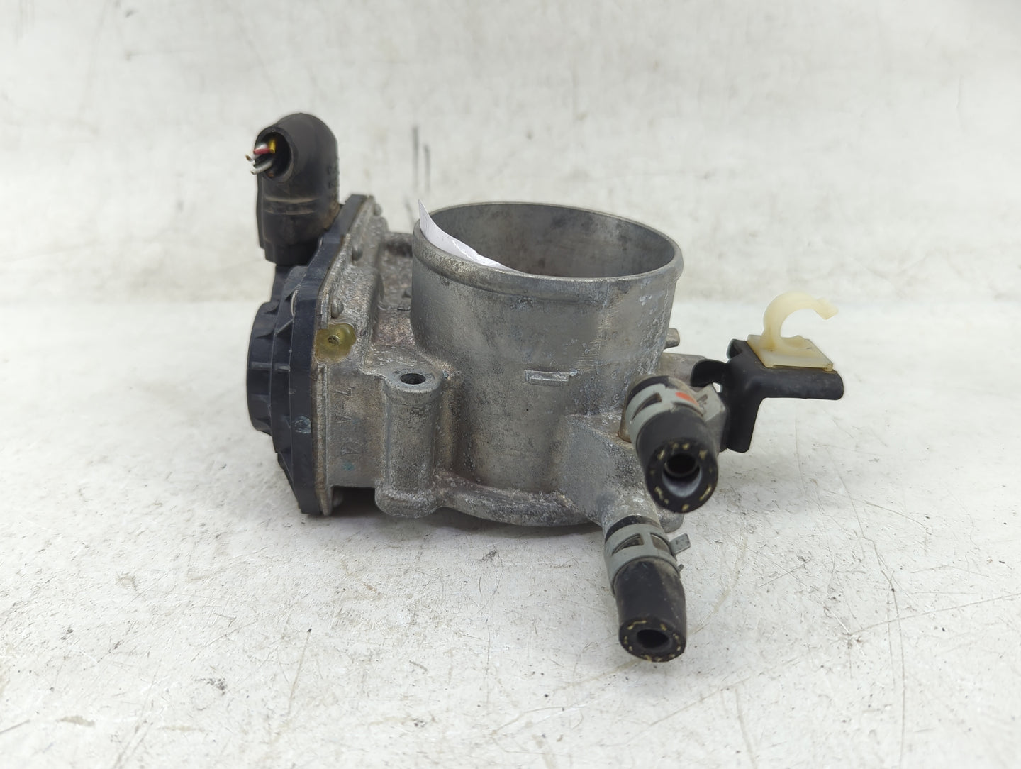 2010-2017 Toyota Camry Throttle Body P/N:22030-0V010 Fits Fits 2009 2010 2011 2012 2013 2014 2015 2016 2017 2018 2019 OEM Us