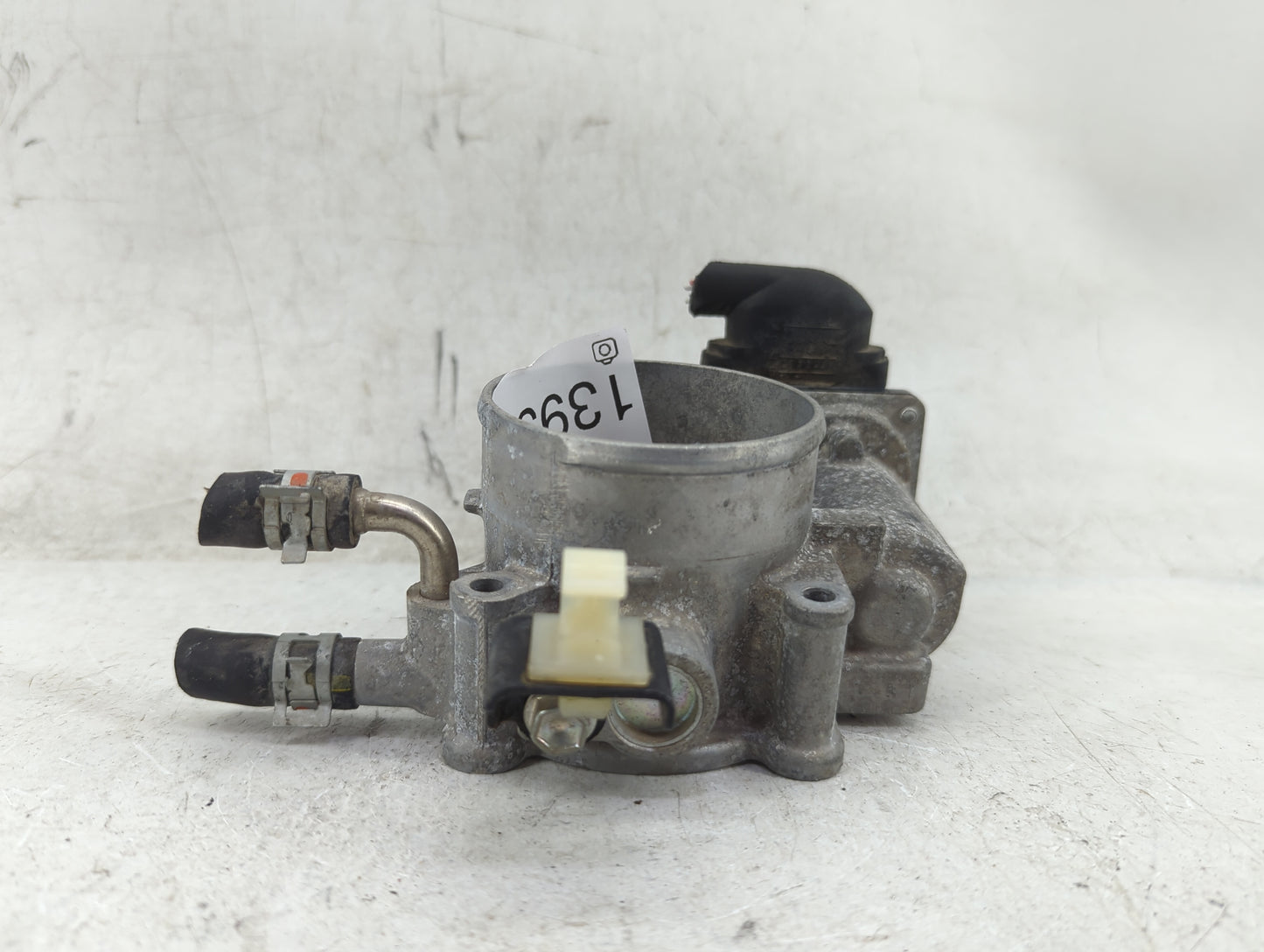 2010-2017 Toyota Camry Throttle Body P/N:22030-0V010 Fits Fits 2009 2010 2011 2012 2013 2014 2015 2016 2017 2018 2019 OEM Us