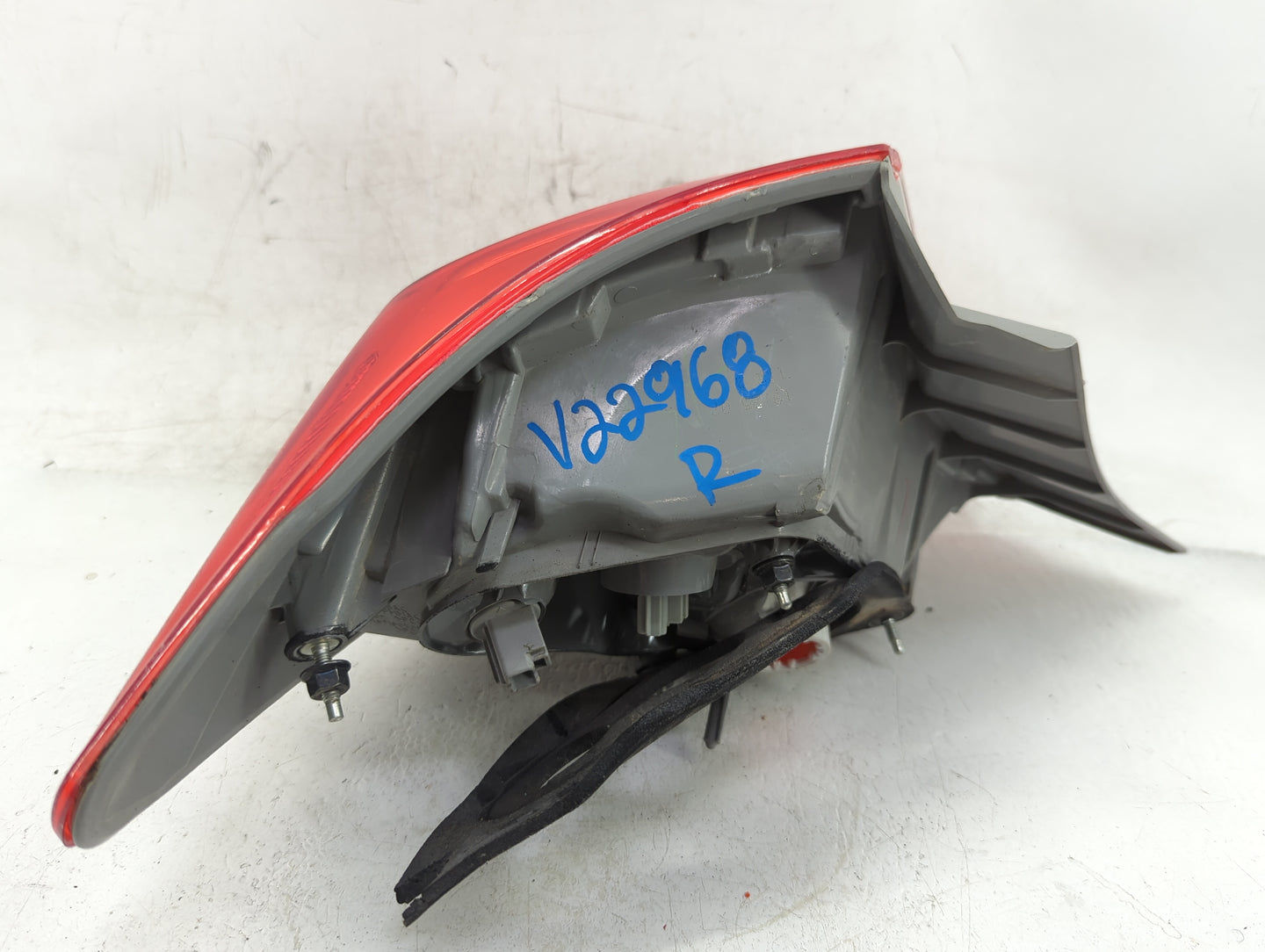 2012-2014 Toyota Camry Tail Light Assembly Passenger Right OEM Fits Fits 2012 2013 2014 OEM Used Auto Parts - Oemusedautopar