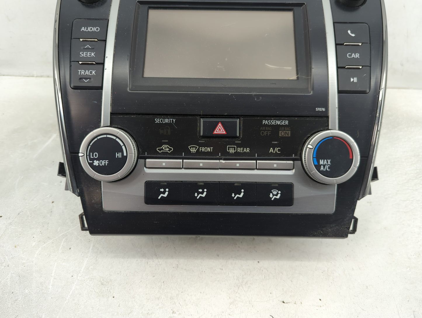 2013-2014 Toyota Camry Radio AM FM Cd Player Receiver Replacement P/N:86140-06011 Fits Fits 2013 2014 OEM Used Auto Parts - 