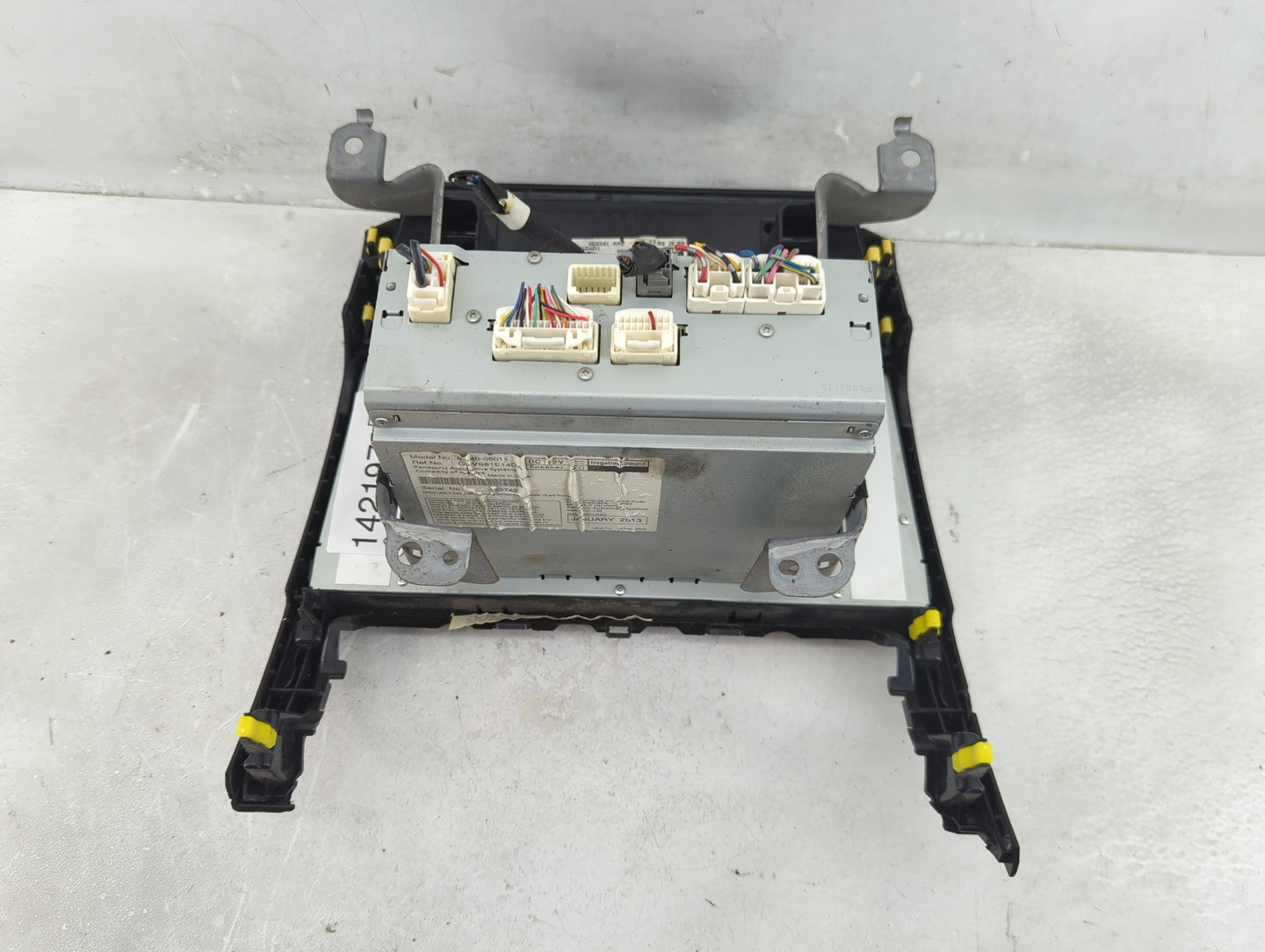 2013-2014 Toyota Camry Radio AM FM Cd Player Receiver Replacement P/N:86140-06011 Fits Fits 2013 2014 OEM Used Auto Parts - 