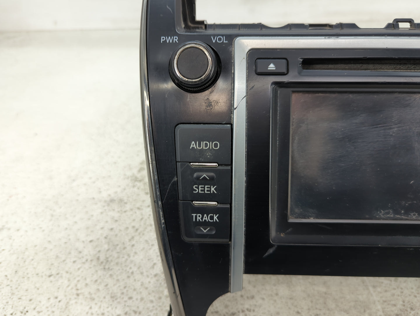 2013-2014 Toyota Camry Radio AM FM Cd Player Receiver Replacement P/N:86140-06011 CV-VS81E14DA Fits Fits 2013 2014 OEM Used 