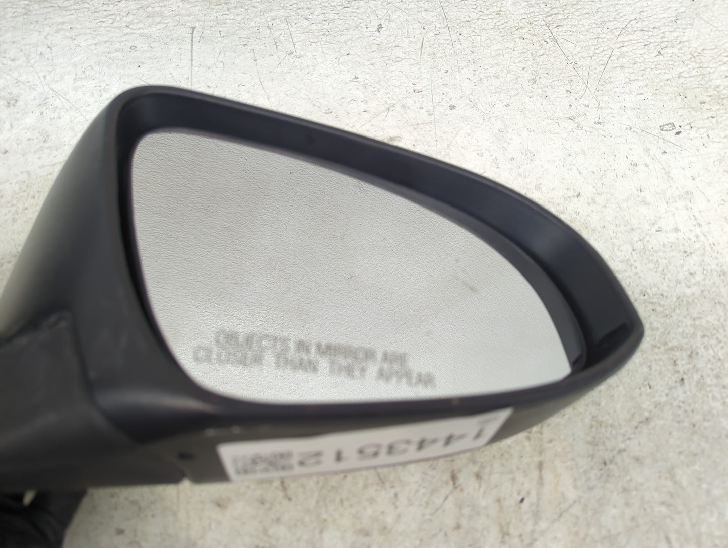 2012-2014 Toyota Camry Passenger Side View Mirror - Right Door Mirror OEM Used - Oemusedautoparts1.com