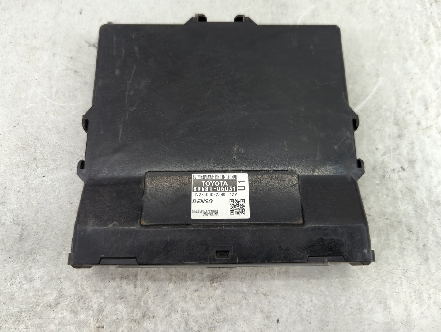Toyota Camry Body Control Module Bcm Inner Cabin Fuse Box - Oemusedautoparts1.com