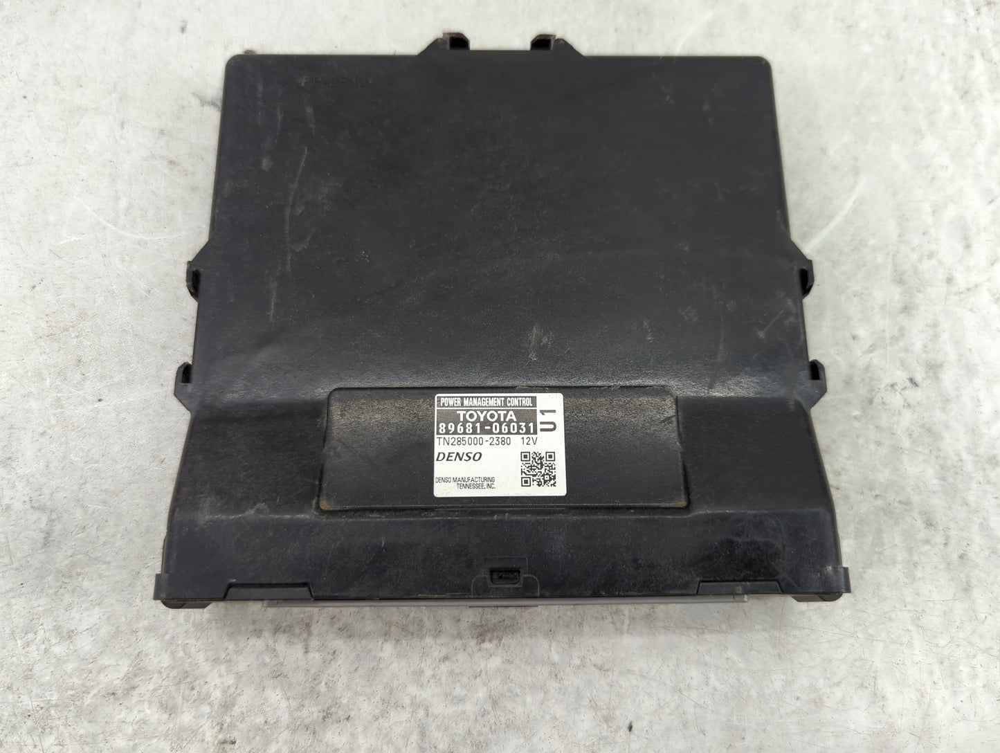 Toyota Camry Body Control Module Bcm Inner Cabin Fuse Box - Oemusedautoparts1.com