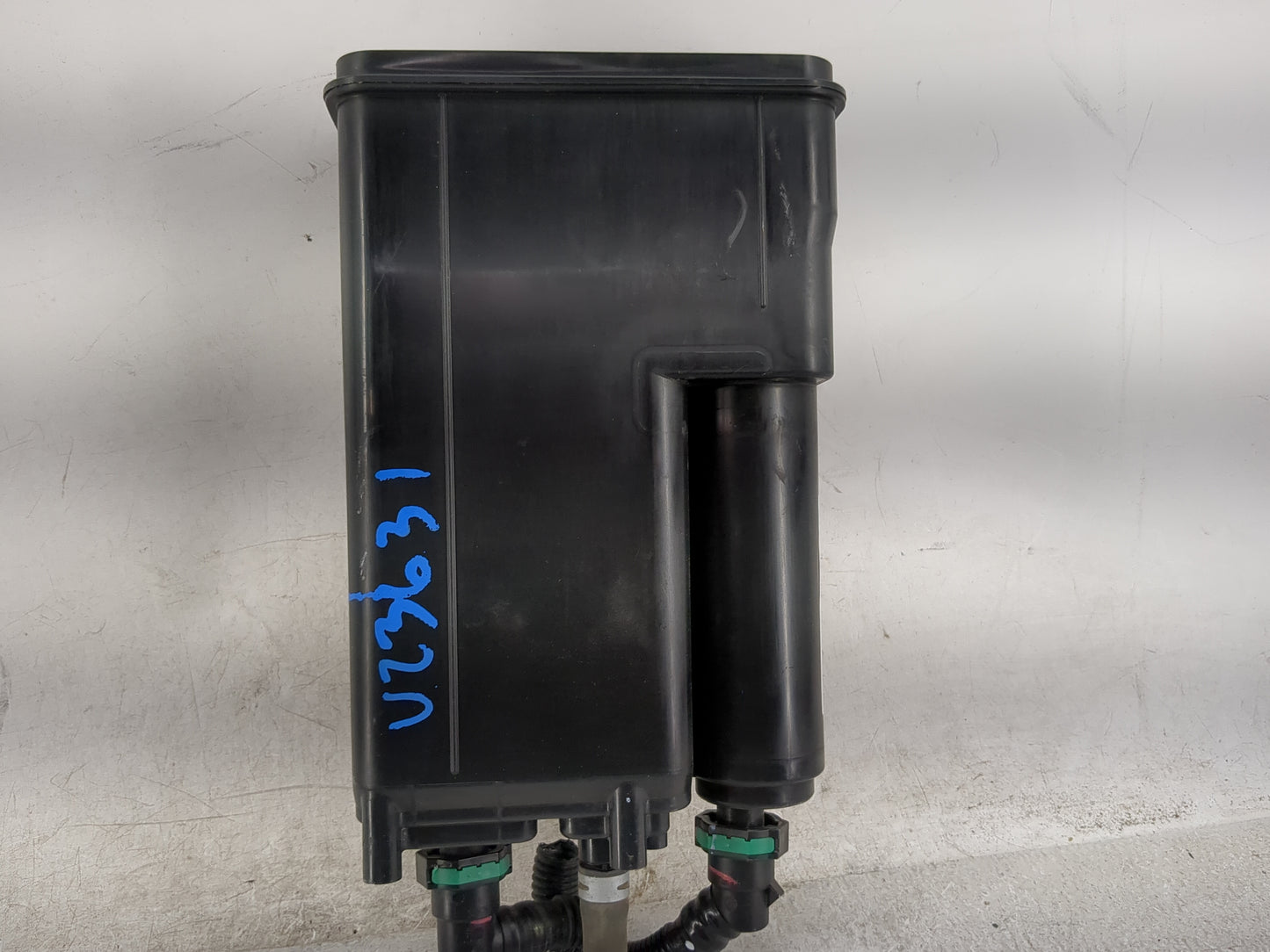 2013 Toyota Camry Fuel Vapor Charcoal Canister 1459697 - Oemusedautoparts1.com