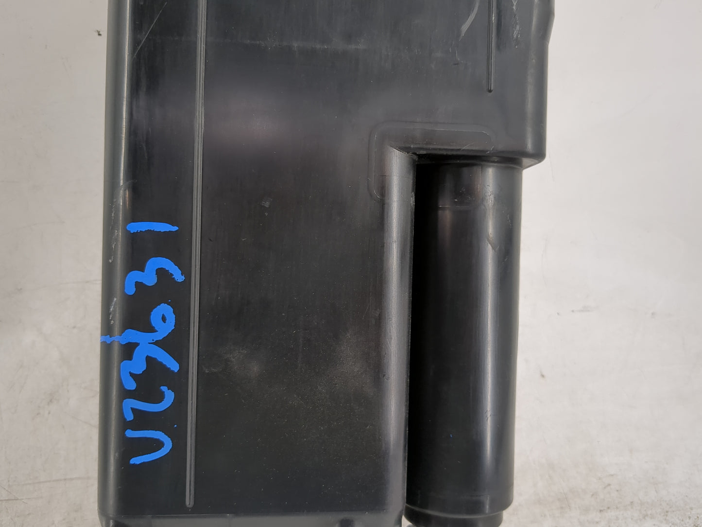 2013 Toyota Camry Fuel Vapor Charcoal Canister 1459697 - Oemusedautoparts1.com