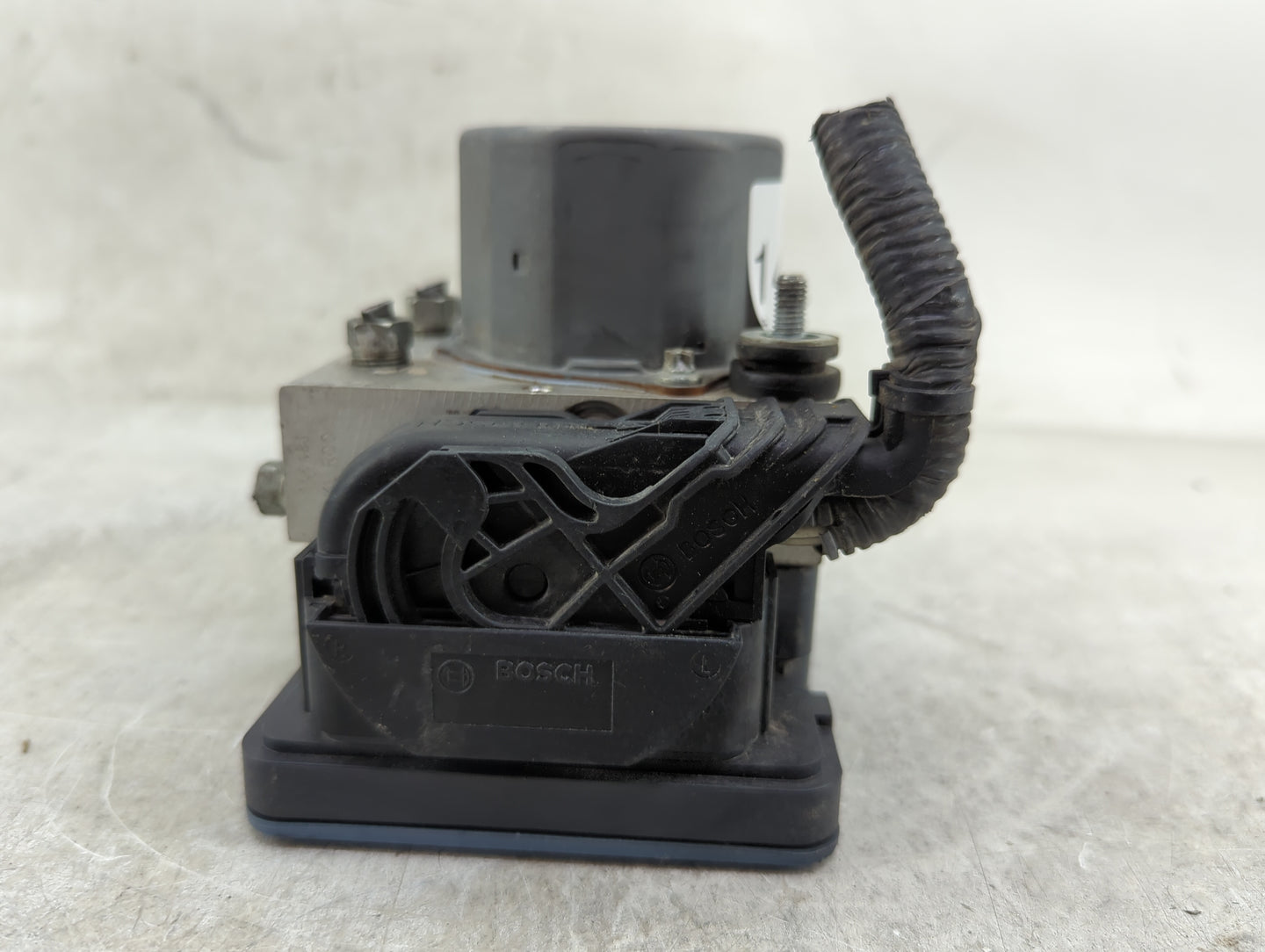 2013-2014 Toyota Camry ABS Pump Control Module Replacement P/N:44540-06080 Fits Fits 2013 2014 OEM Used Auto Parts - Oemused