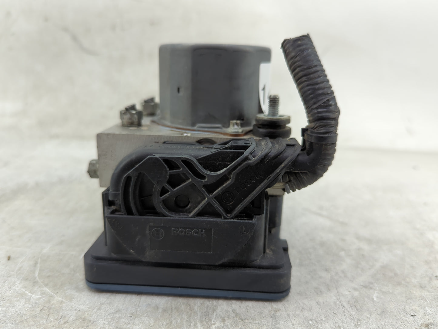 2013-2014 Toyota Camry ABS Pump Control Module Replacement P/N:44540-06080 Fits Fits 2013 2014 OEM Used Auto Parts - Oemused