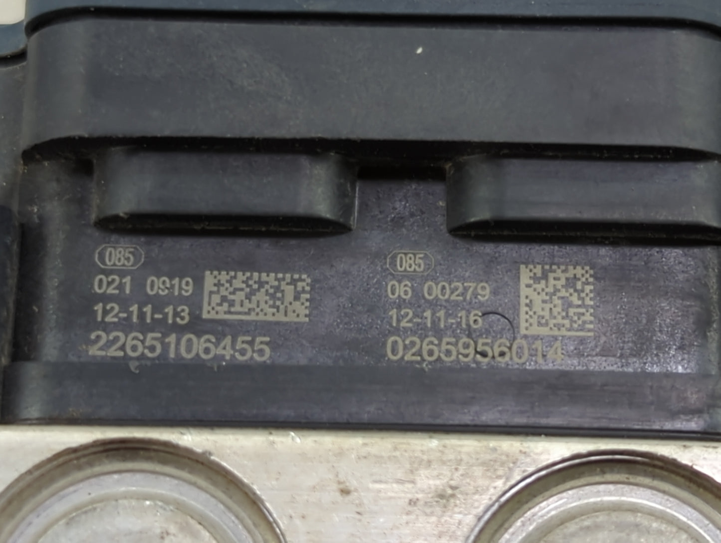 2013-2014 Toyota Camry ABS Pump Control Module Replacement P/N:44540-06080 Fits Fits 2013 2014 OEM Used Auto Parts - Oemused