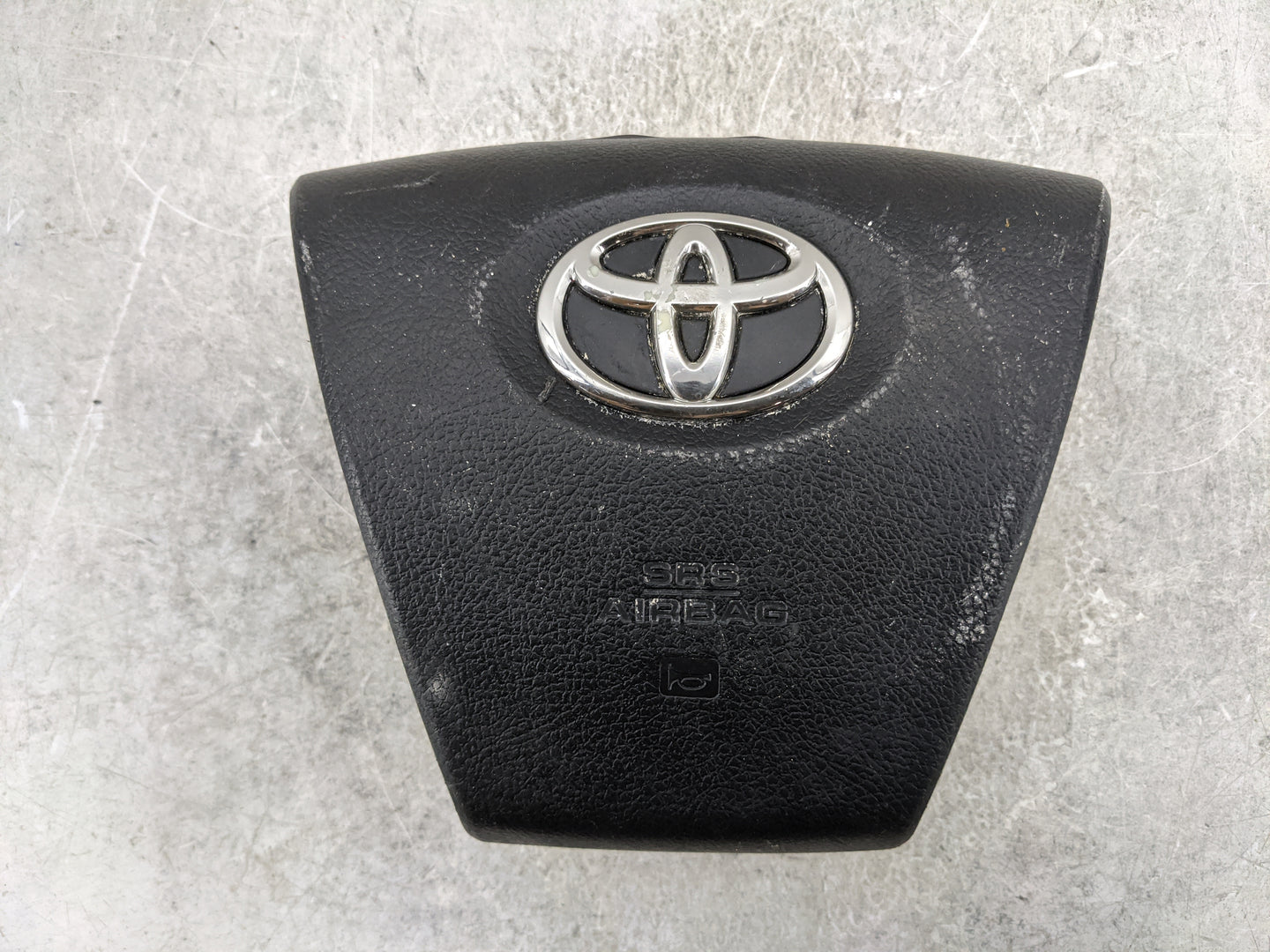 2012-2014 Toyota Camry Air Bag Driver Left Steering Wheel Mounted 1477526 - Oemusedautoparts1.com