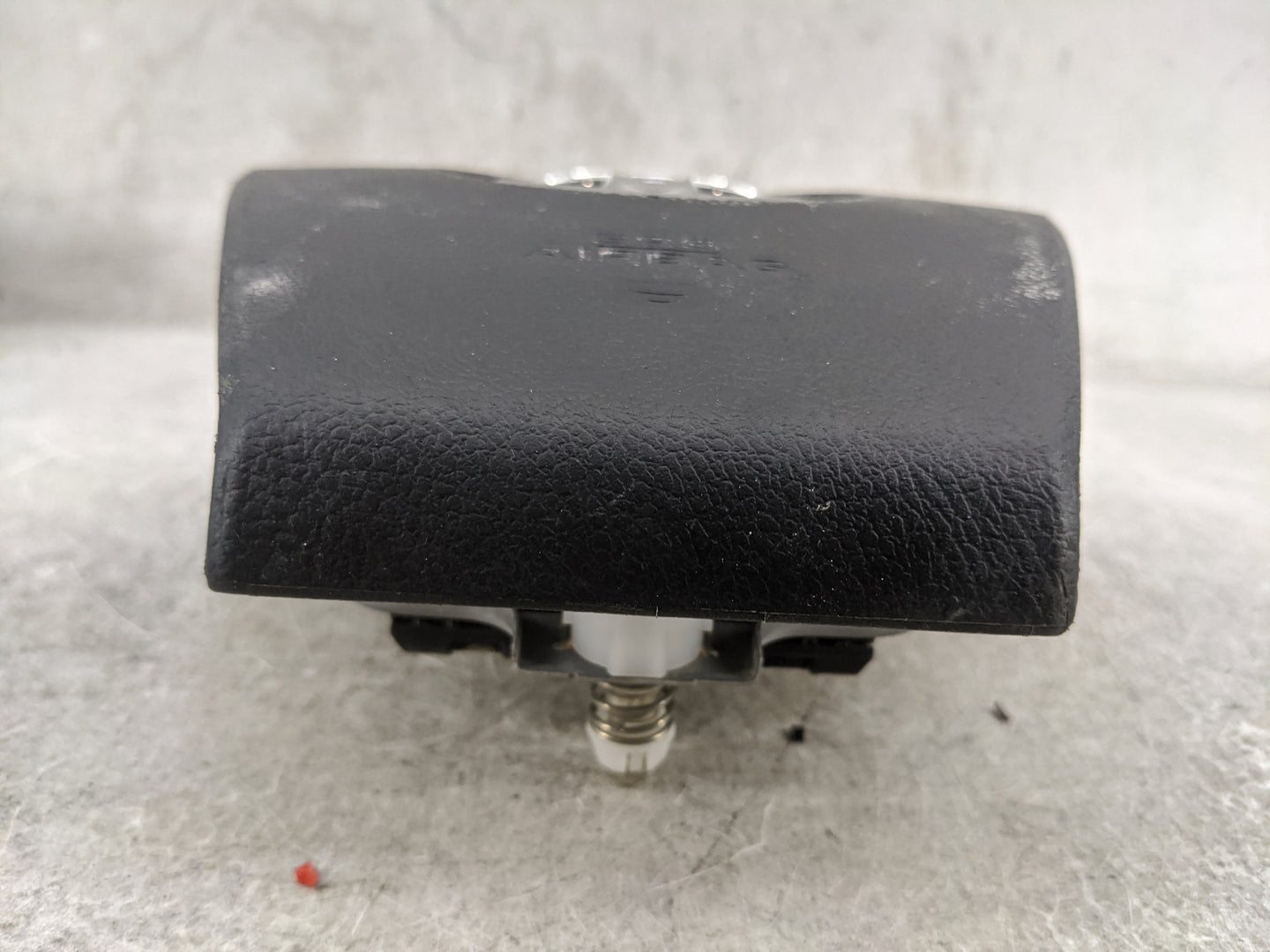 2012-2014 Toyota Camry Air Bag Driver Left Steering Wheel Mounted 1477526 - Oemusedautoparts1.com