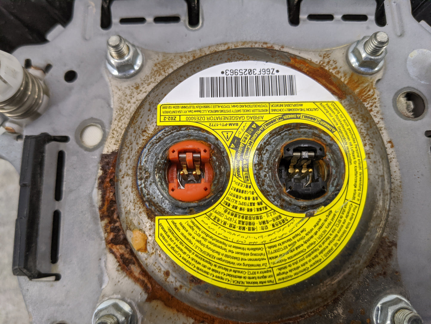 2012-2014 Toyota Camry Air Bag Driver Left Steering Wheel Mounted 1477526 - Oemusedautoparts1.com