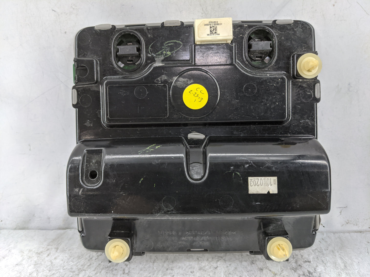 2012-2014 Toyota Camry Overhead Roof Console Gray - Oemusedautoparts1.com