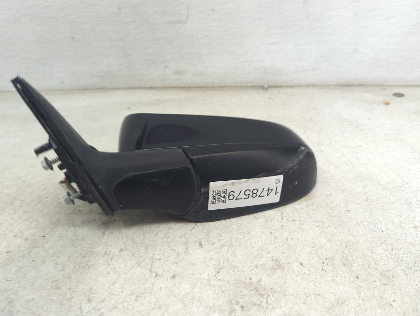 2012-2014 Toyota Camry Driver Side View Mirror - Left Door Mirror OEM Used - Oemusedautoparts1.com