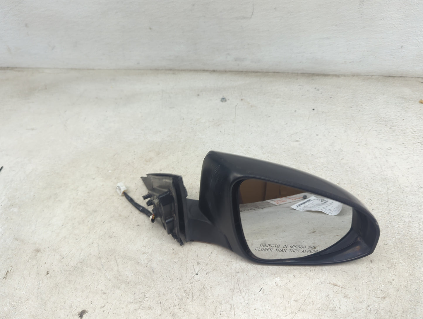 2012-2014 Toyota Camry Passenger Side View Mirror - Right Door Mirror OEM Used - Oemusedautoparts1.com