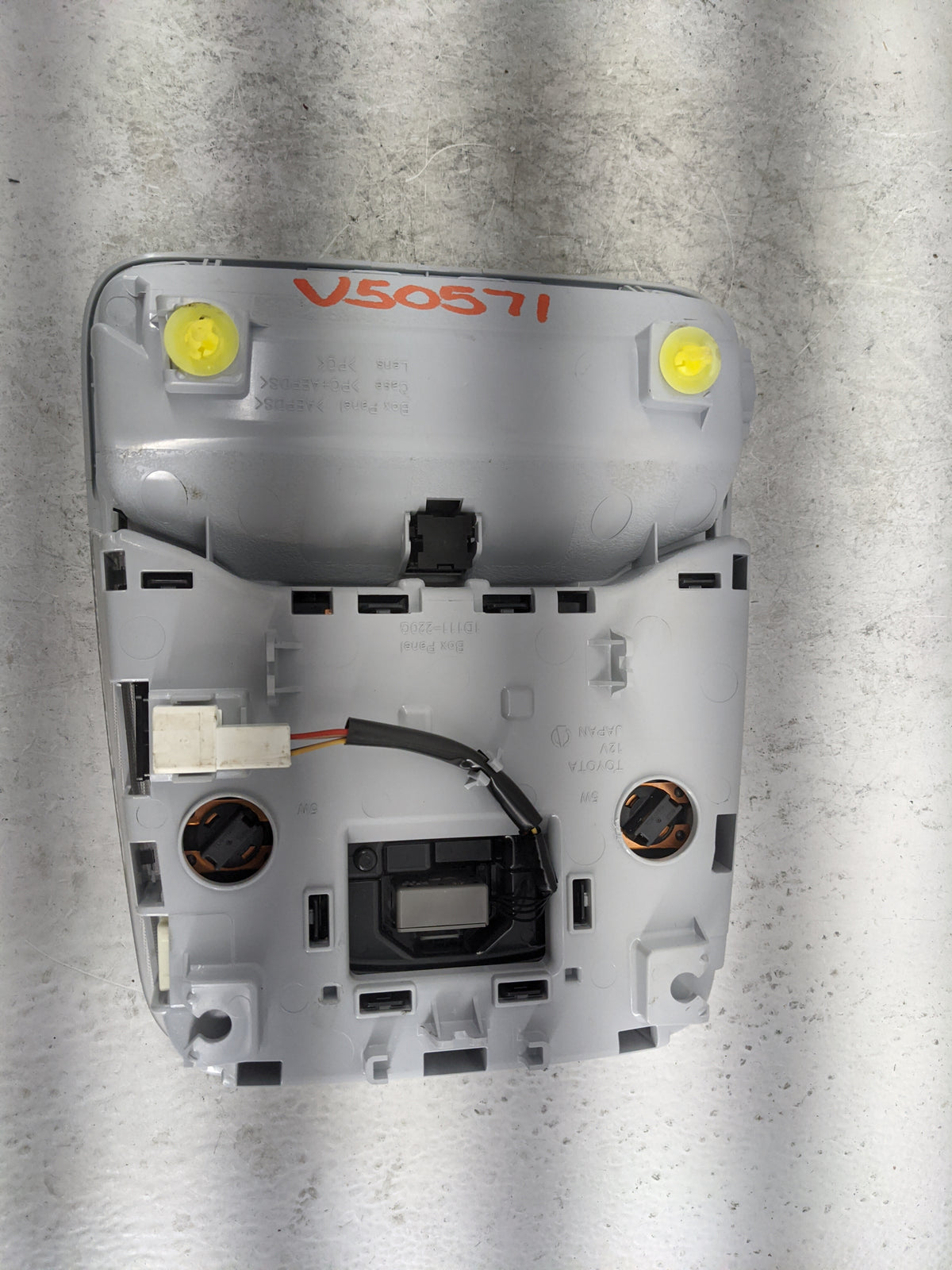 2012-2014 Toyota Camry Overhead Console W/rear Climate Control Gray - Oemusedautoparts1.com