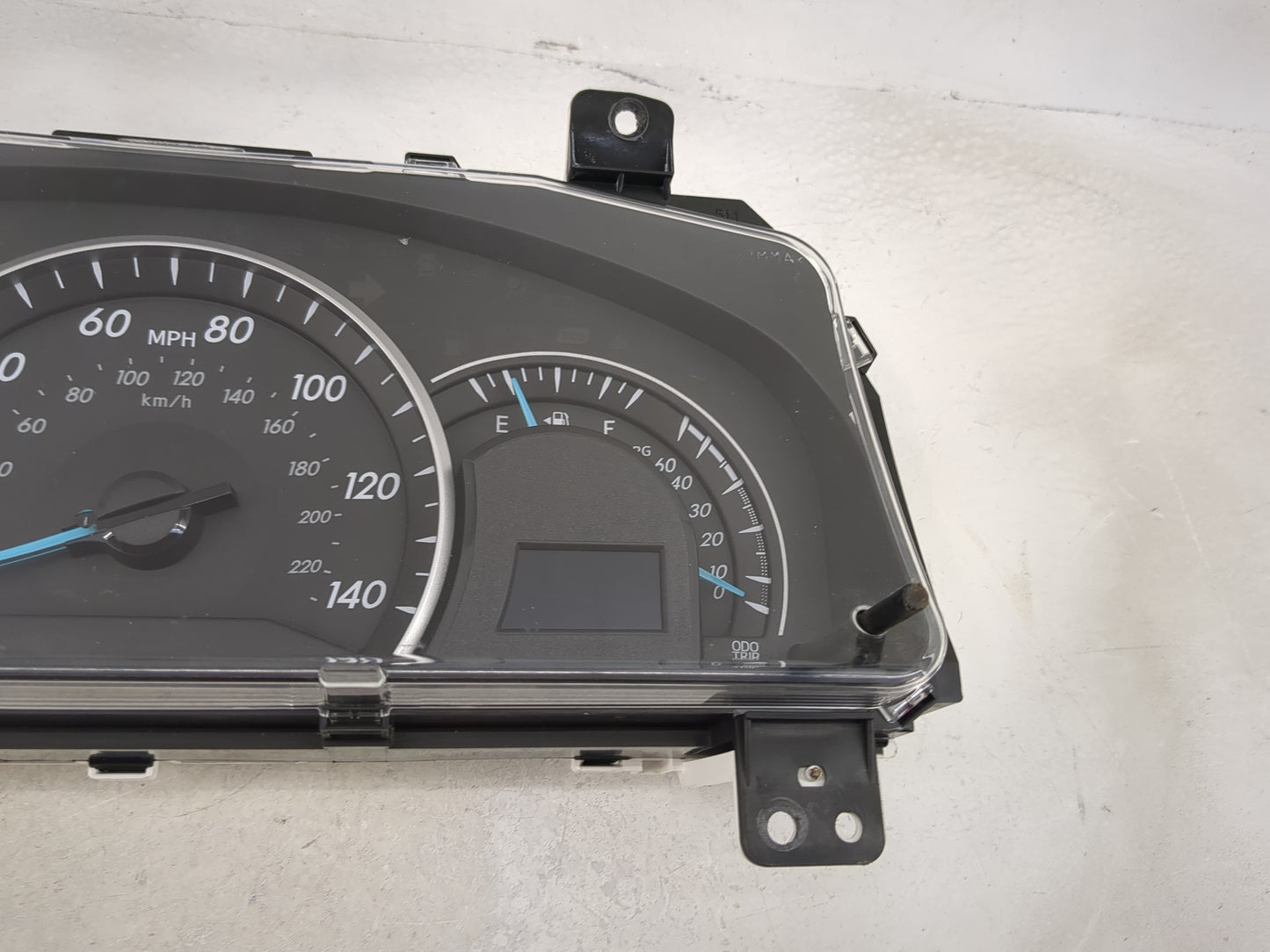 2013-2014 Toyota Camry Instrument Cluster Speedometer Gauges P/N:83800-0X620-00 TN157560-2980 Miles: Fits Fits 2013 2014 OEM