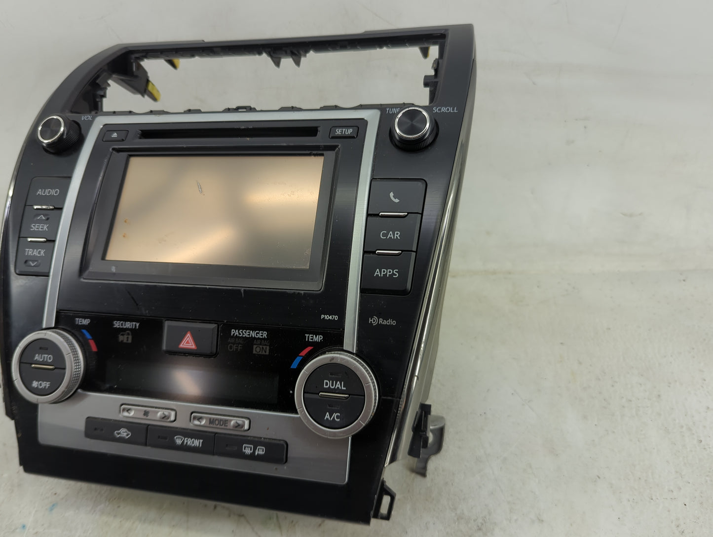 2013 Toyota Camry Radio AM FM Cd Player Receiver Replacement P/N:P10470 Fits OEM Used Auto Parts - Oemusedautoparts1.com
