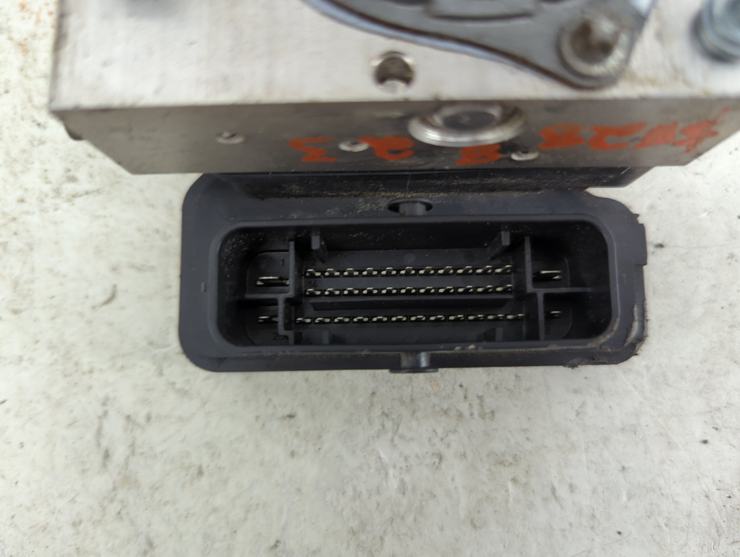 2013-2014 Toyota Camry ABS Pump Control Module Replacement P/N:44540-06080 0 265 249 053, 265 501 Fits Fits 2013 2014 OEM Us