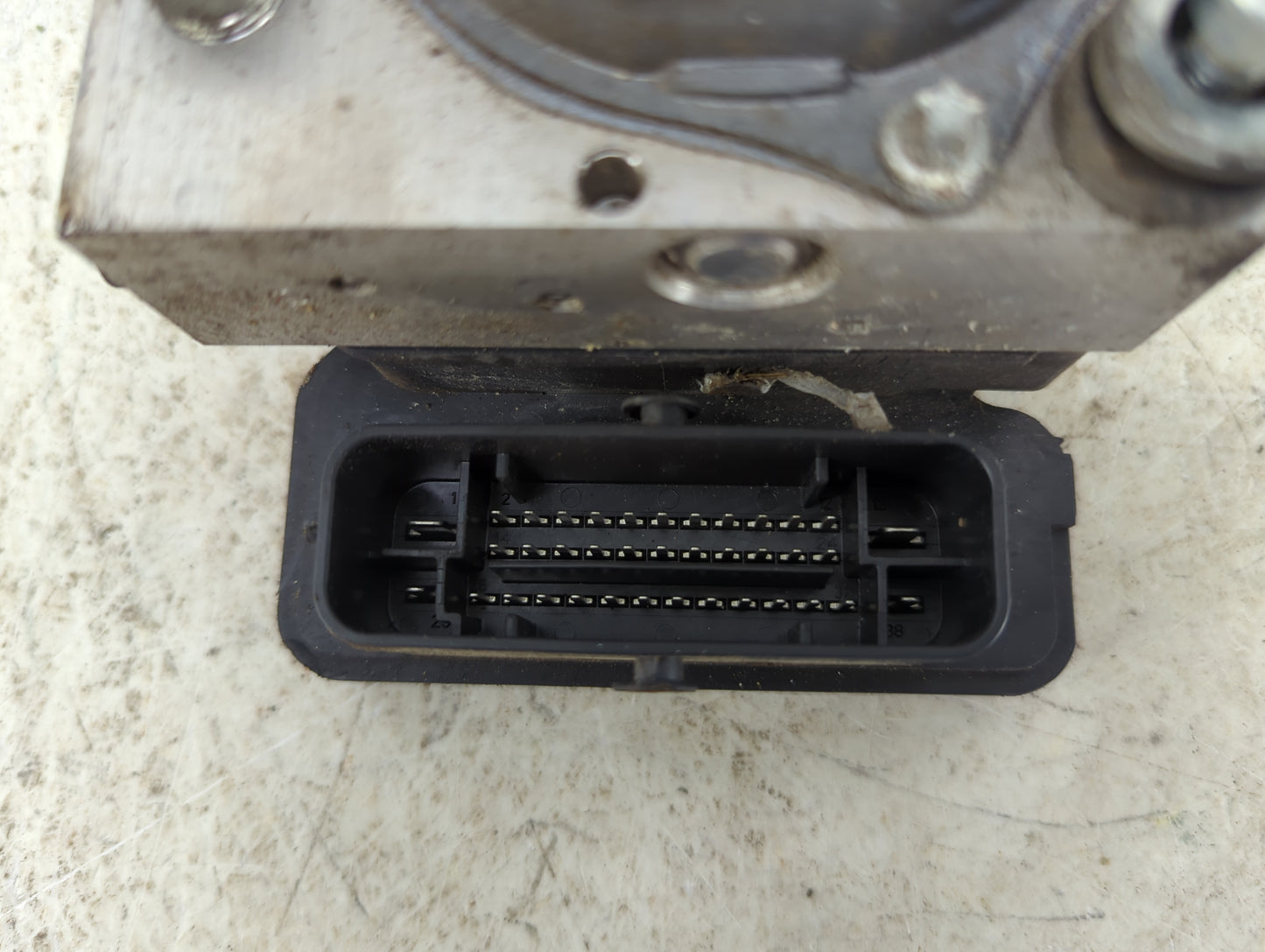 2013 Toyota Camry ABS Pump Control Module Replacement Fits OEM Used Auto Parts - Oemusedautoparts1.com