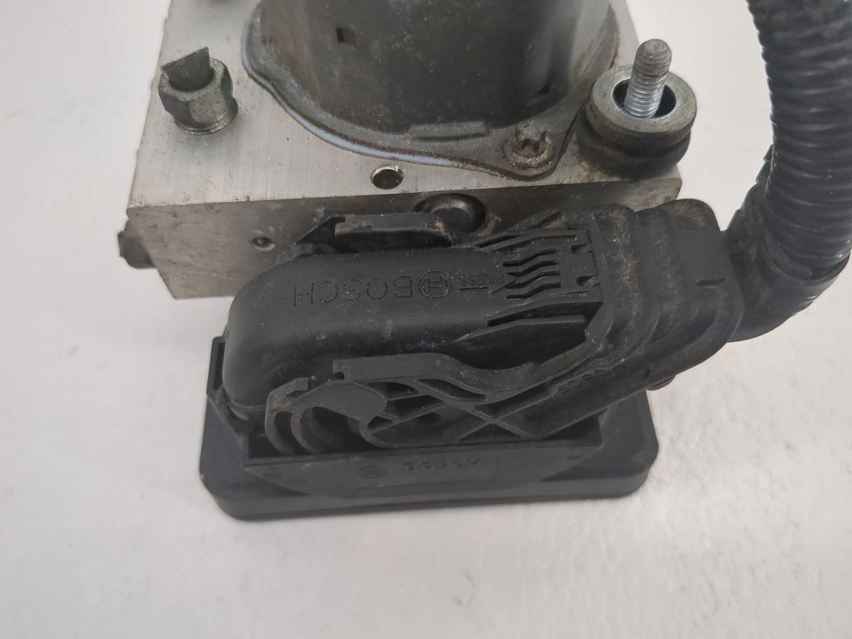 2013 Toyota Camry ABS Pump Control Module Replacement P/N:44510-06032 0265242053, 0265956074, 2251106455 Fits OEM Used Auto 
