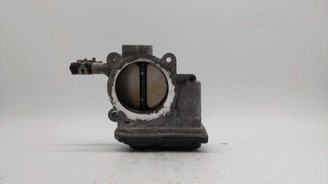 2010-2017 Toyota Camry Throttle Body P/N:22030-0V010 Fits Fits 2009 2010 2011 2012 2013 2014 2015 2016 2017 2018 OEM Used Au