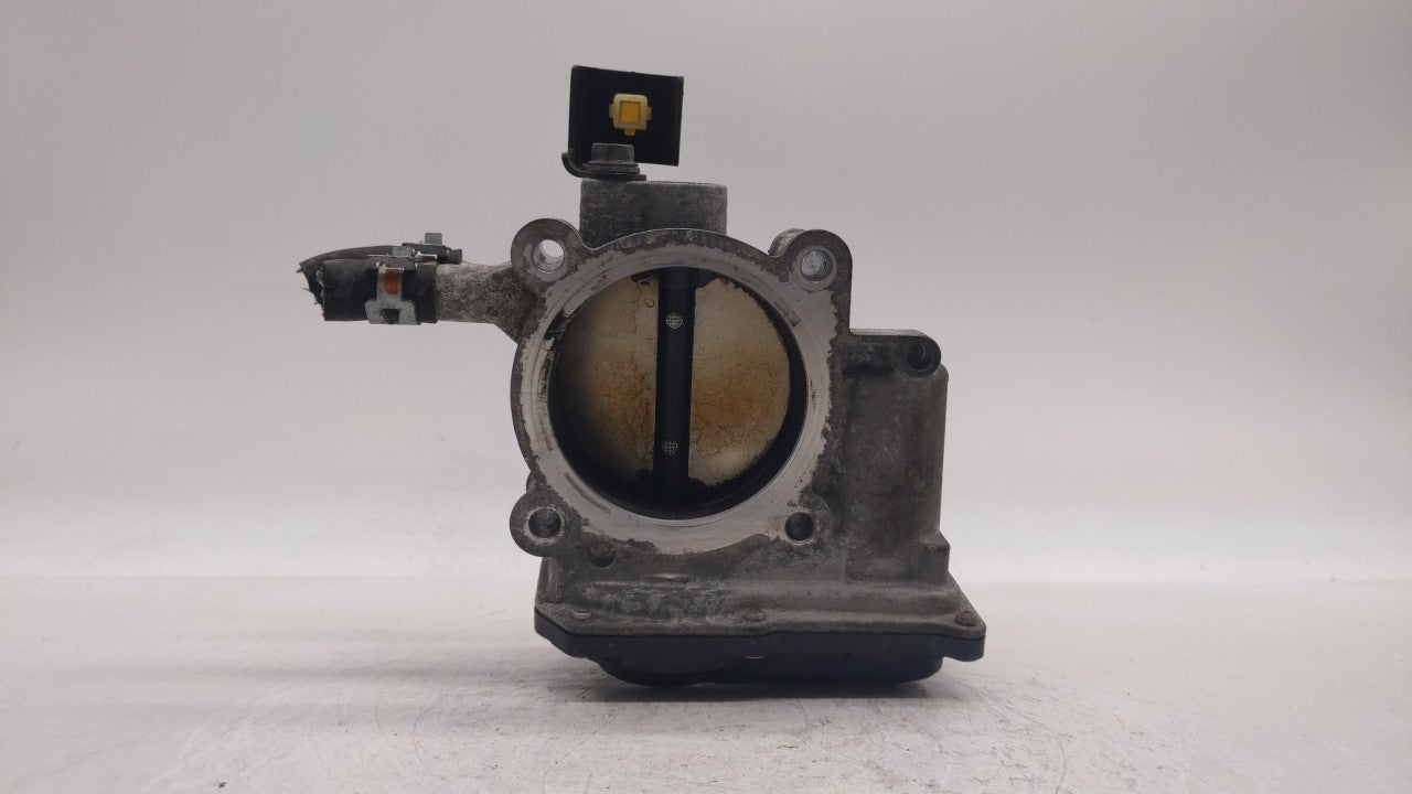 2010-2017 Toyota Camry Throttle Body P/N:22030-0V010 Fits Fits 2009 2010 2011 2012 2013 2014 2015 2016 2017 2018 OEM Used Au