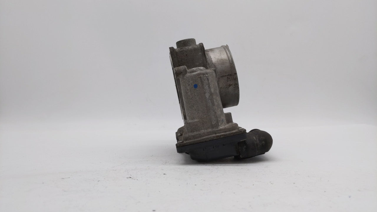 2010-2017 Toyota Camry Throttle Body P/N:22030-0V010 Fits Fits 2009 2010 2011 2012 2013 2014 2015 2016 2017 2018 OEM Used Au