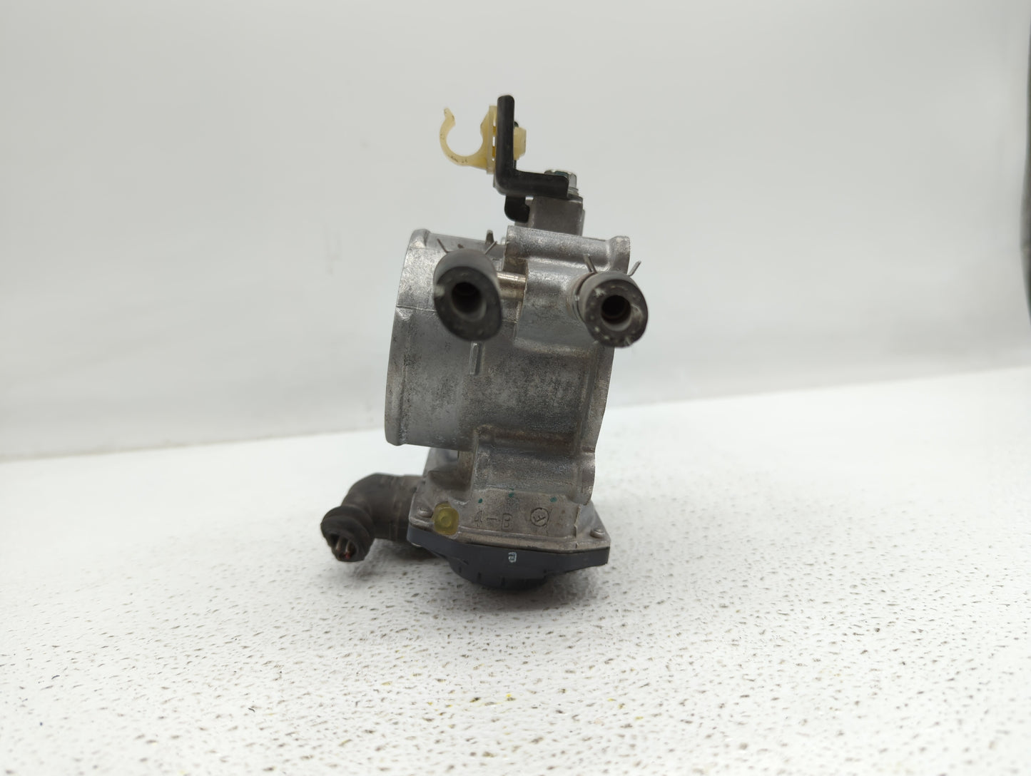 2010-2017 Toyota Camry Throttle Body P/N:22030-36010 22030-0V010 Fits Fits 2009 2010 2011 2012 2013 2014 2015 2016 2017 2018