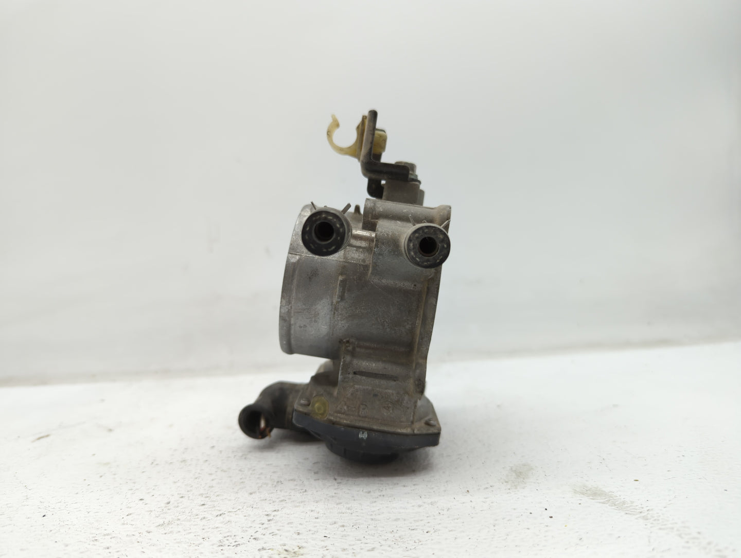 2010-2017 Toyota Camry Throttle Body P/N:22030-36010 22030-0V010 Fits Fits 2009 2010 2011 2012 2013 2014 2015 2016 2017 2018