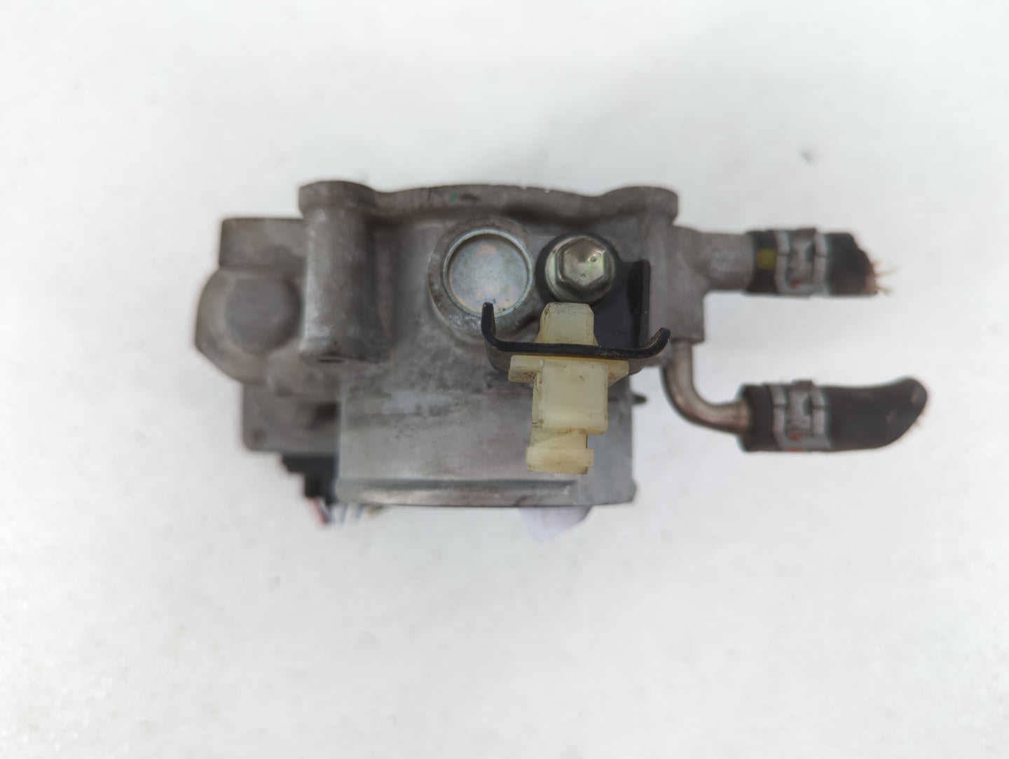 2010-2017 Toyota Camry Throttle Body P/N:35100-25200 22030-36010 Fits Fits 2009 2010 2011 2012 2013 2014 2015 2016 2017 2018