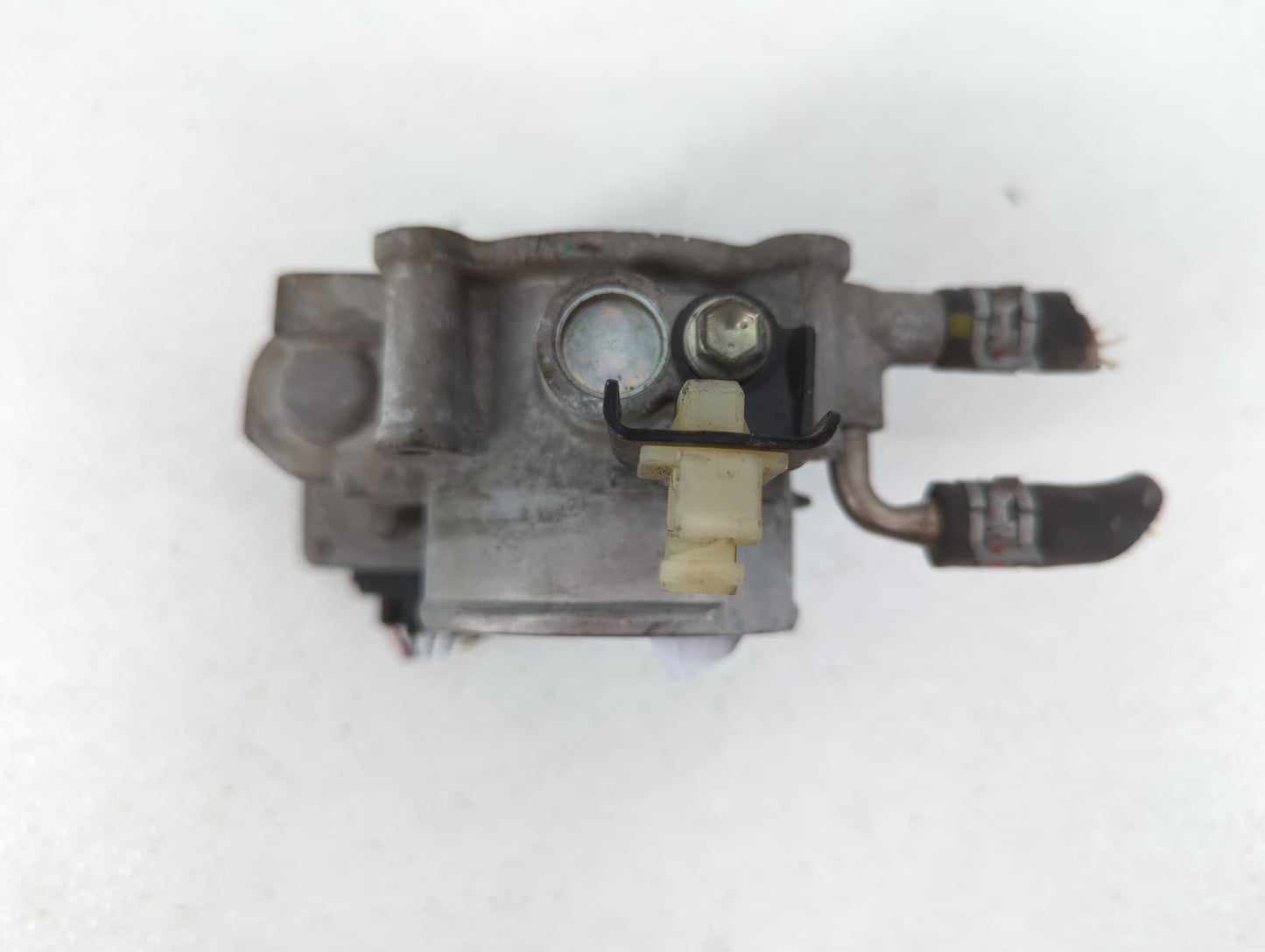 2010-2017 Toyota Camry Throttle Body P/N:35100-25200 22030-36010 Fits Fits 2009 2010 2011 2012 2013 2014 2015 2016 2017 2018
