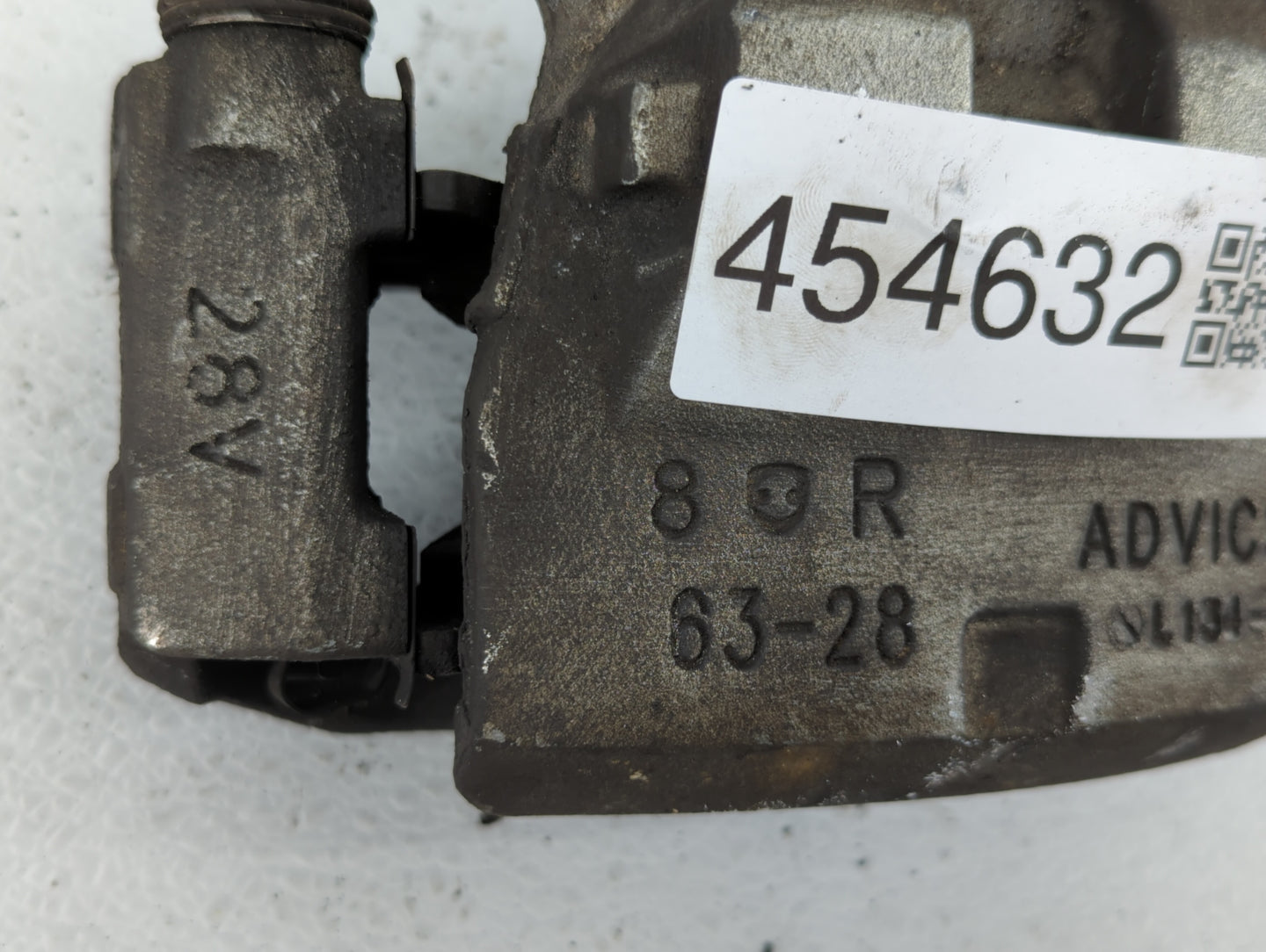 2012-2017 Toyota Camry Front Passenger Right Brake Caliper - Oemusedautoparts1.com