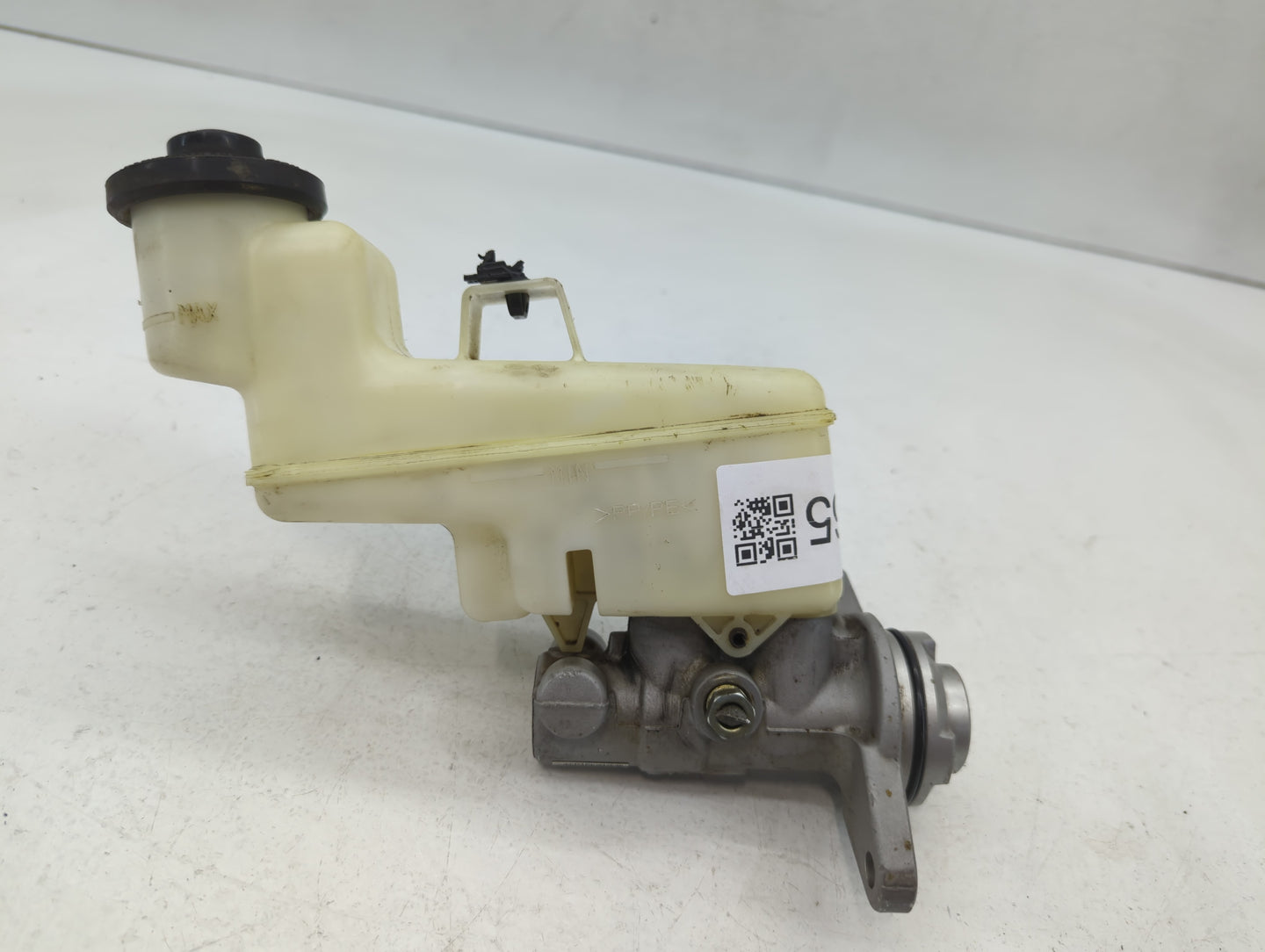 2013-2013 Toyota Camry Brake Master Cylinder - Oemusedautoparts1.com